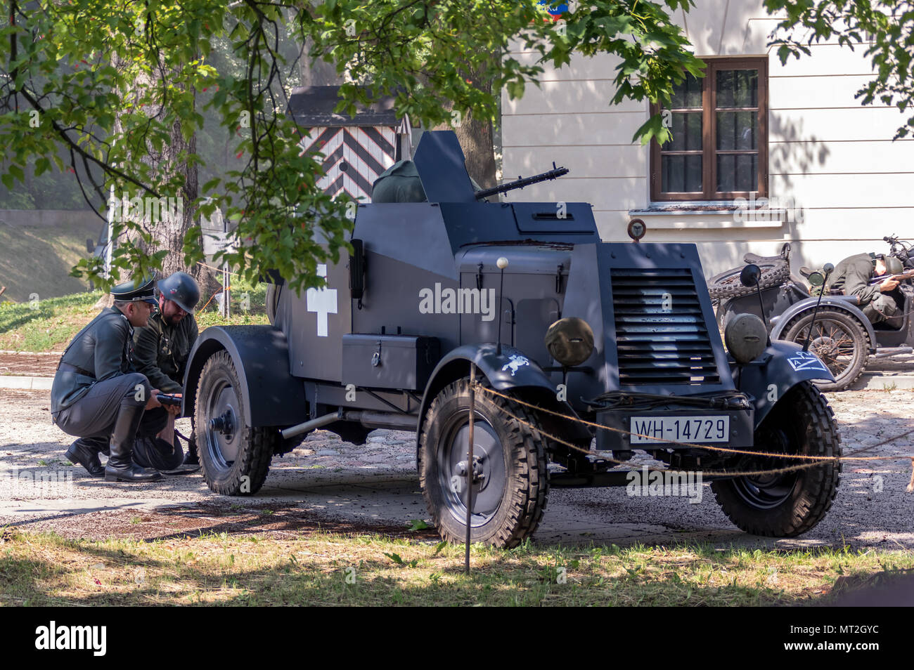 Warschau, Polen 27. Mai 2018 Reenactors stellen eine Schlacht