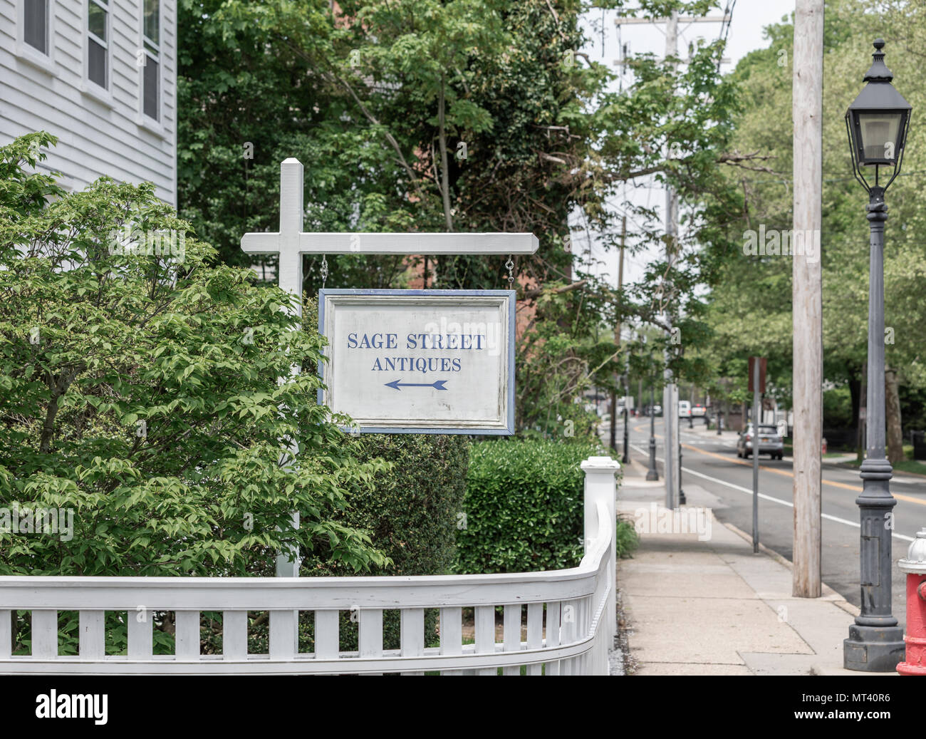 Zeichen für Salbei Straße Antiquitäten in Sag Harbor, NY Stockfoto