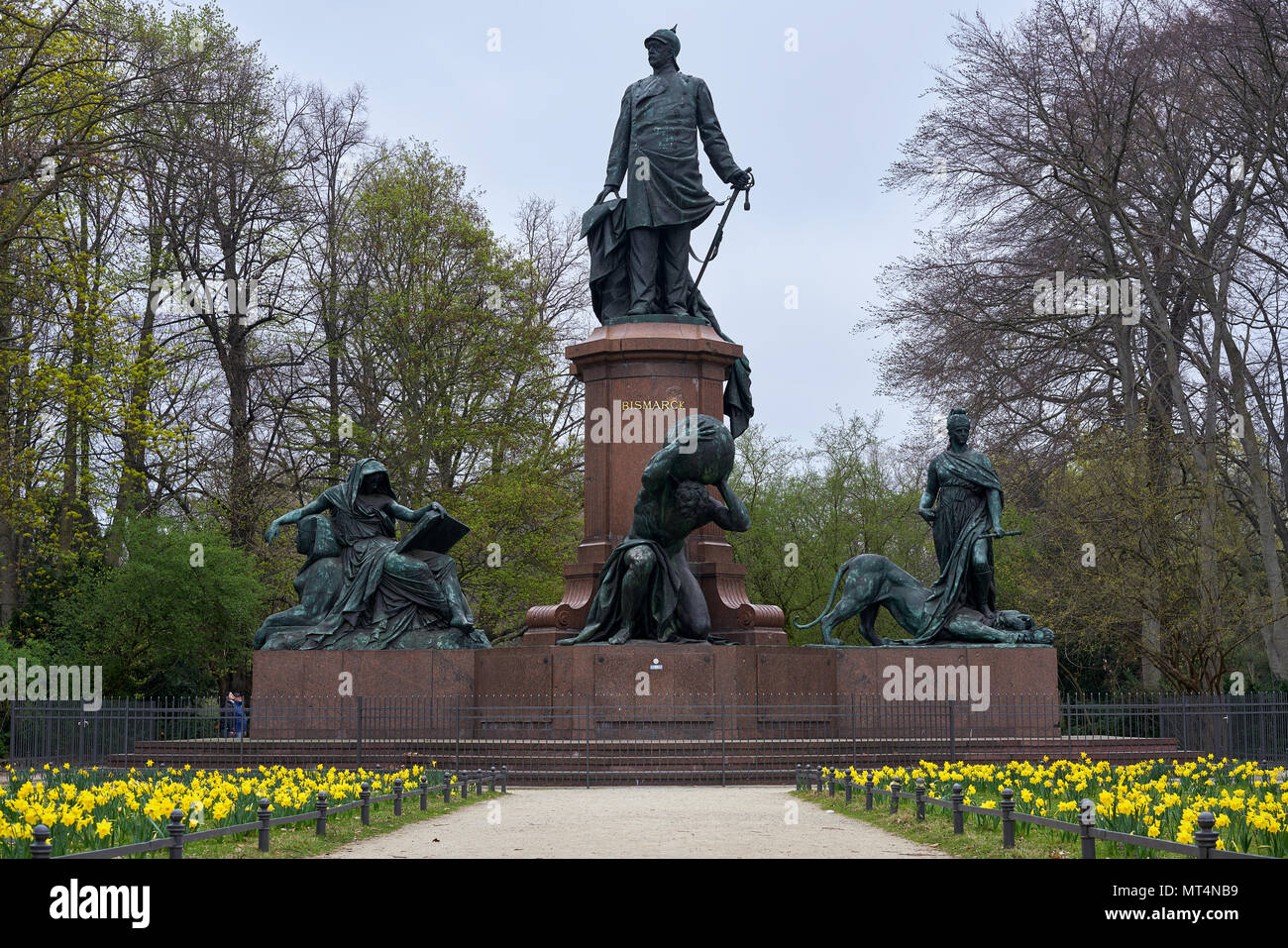 Berlin, Deutschland - 4 April 2017: Statue an Bismarck Nationaldenkmal Memorial im Berliner Tiergarten. Stockfoto