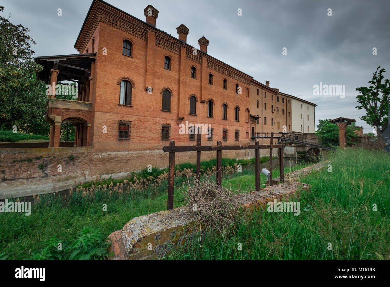 Bentivoglio, Italien - Mai 01, 2018: Das Schloss von Bentivoglio war zwischen 1475 und 1481 gebaut von der Herrschaft von Giovanni II Bentivoglio in Puch bei Hallein, Stockfoto