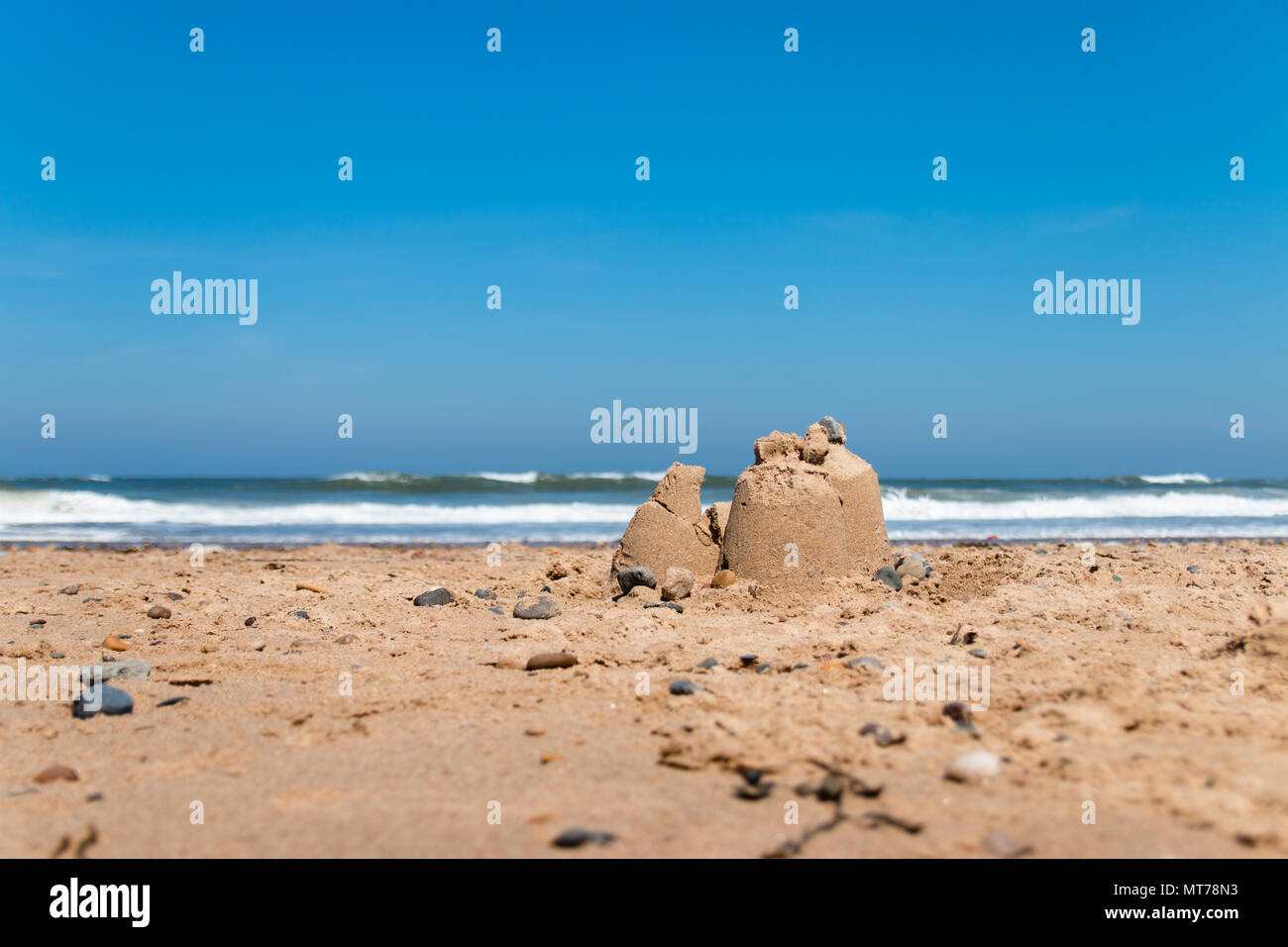 Schloss im Sand mit Tiefenschärfe Stockfoto