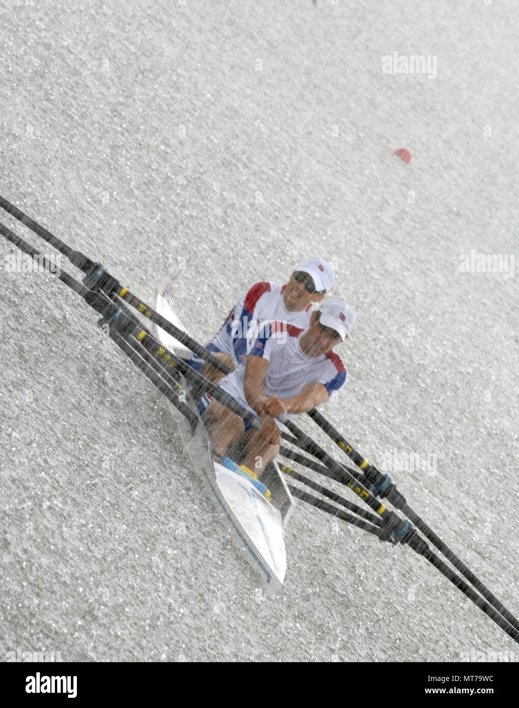 Eton, Großbritannien, 2006 World Rowing Championships, 21.08.2006. © Peter SPURRIER, © peterspurrier@gmail.com.com GBR LM2X. Bogen, James Lindsay - FYNN Stockfoto