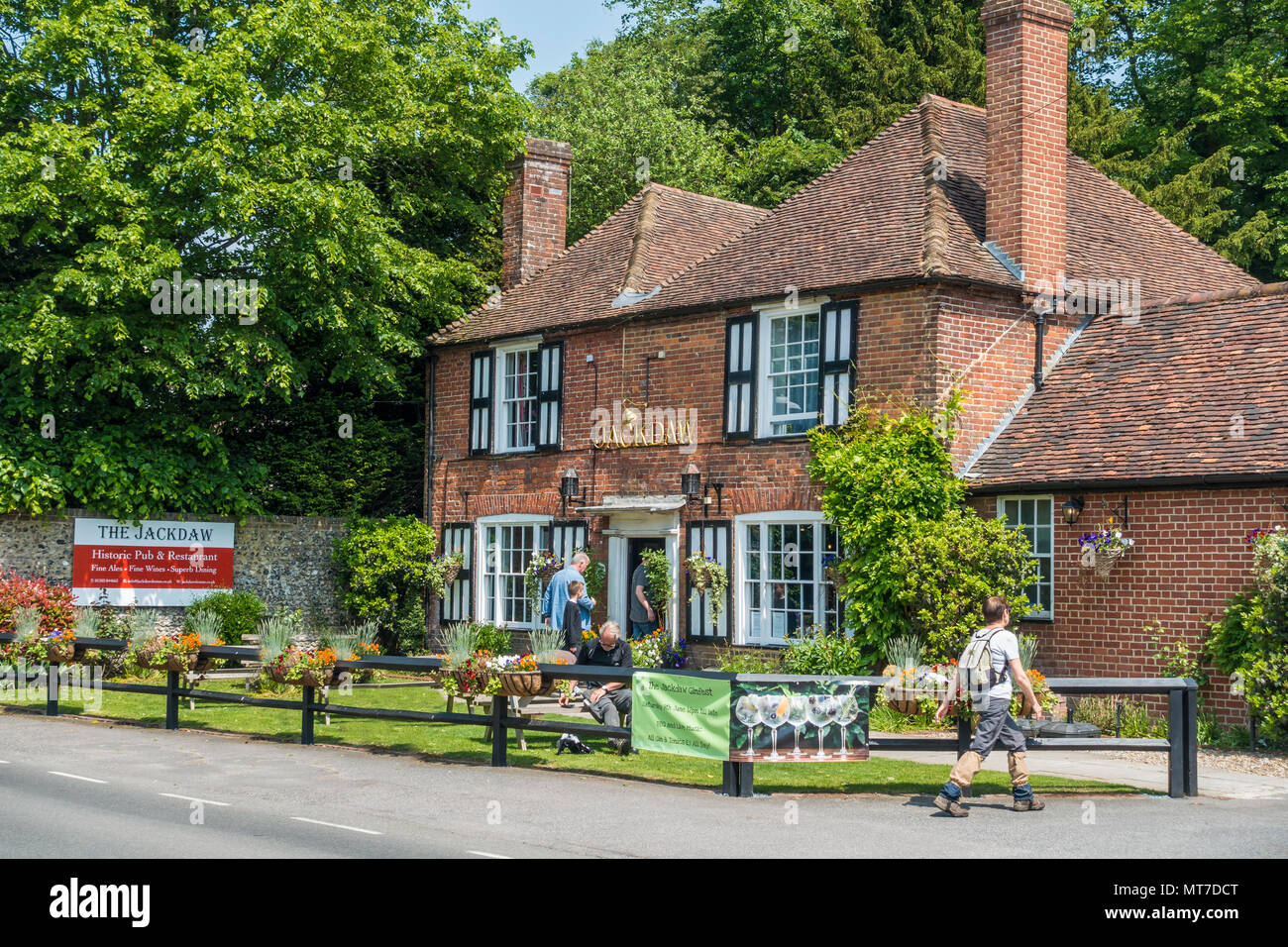 Die Dohle, historischen, Pub, Restaurant, Denton, Dorf, Kent, England, Großbritannien Stockfoto