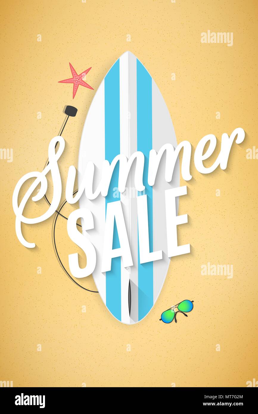 Summer Sale Flyer. Hallo Sommer. Surfboard am Strand. Sand Strand. Für Ihr Unternehmen. Große Rabatte. Rote Seesterne und Sonnenbrillen. Calligraph Stock Vektor