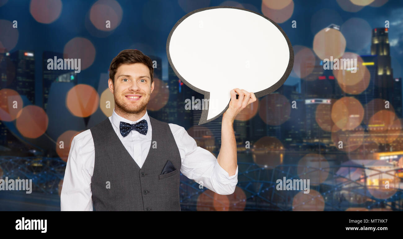 Mann mit leeren Text Blase über Singapur Stadt Stockfoto