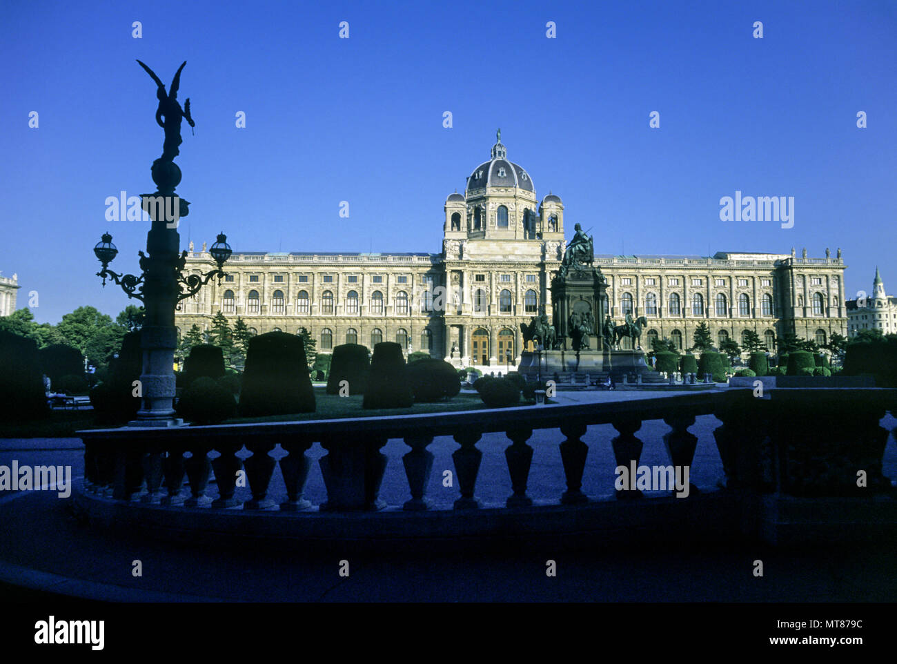1988 HISTORISCHES MUSEUM DER BILDENDEN KÜNSTE MARIA THERESIANISCHEN PLATZ WIEN ÖSTERREICH Stockfoto