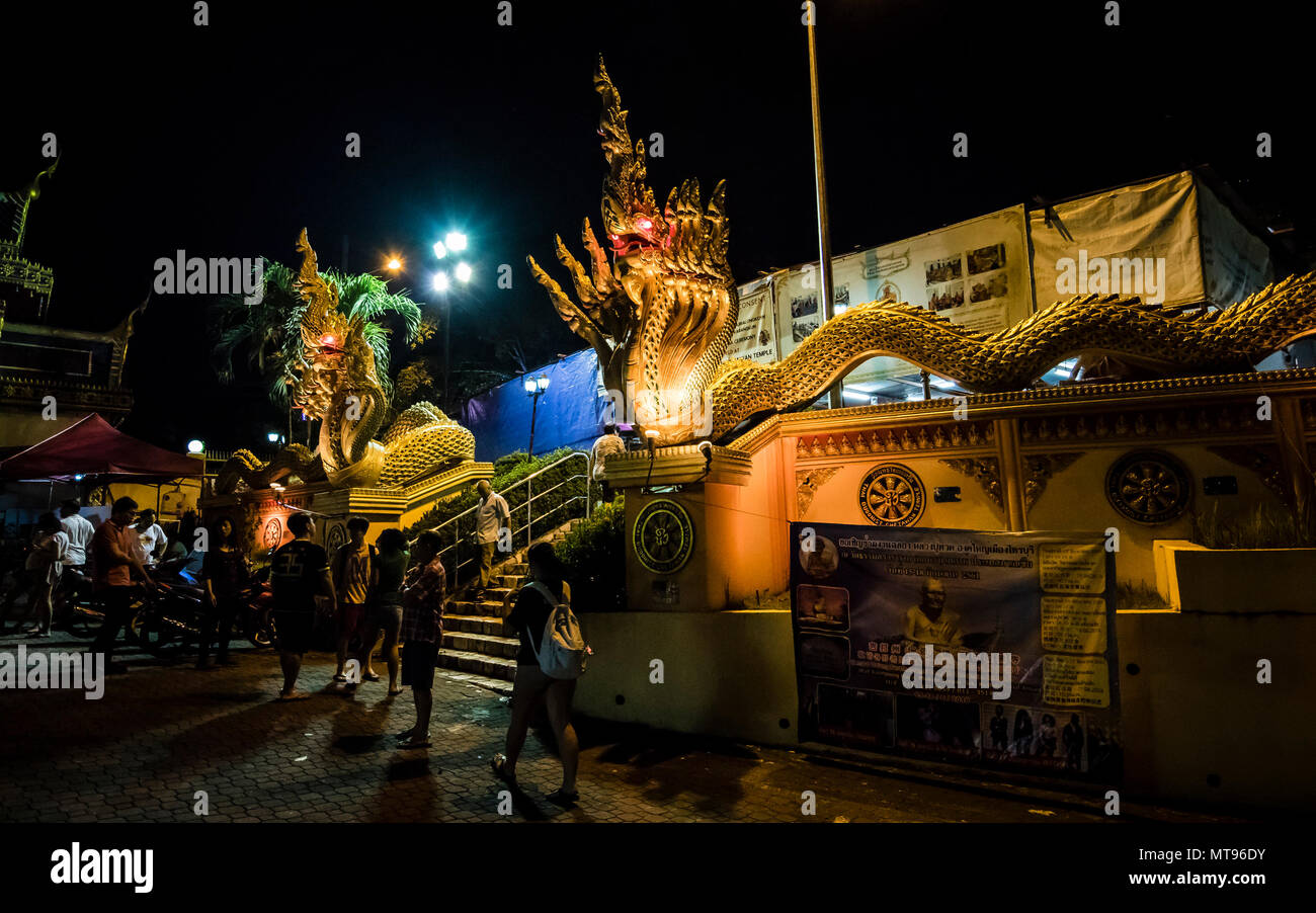 Kuala Lumpur, Malaysia. 28 Mai, 2018. Wesak Feier zum Tag Kick off am siamesischen buddhistischen Tempel Chetawan in Petaling Jaya, Malaysia, am 28. Mai 2018. Buddhistische widmet den Tempel auf Wesak Tag besuchen. © Danny Chan/Alamy Leben Nachrichten. Stockfoto