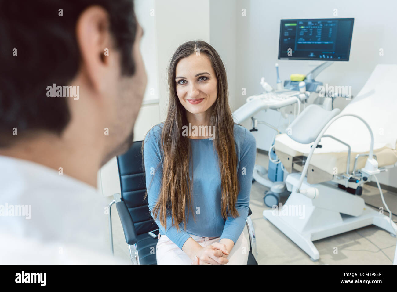 Frau Besuch beim Frauenarzt Arzt Stockfoto