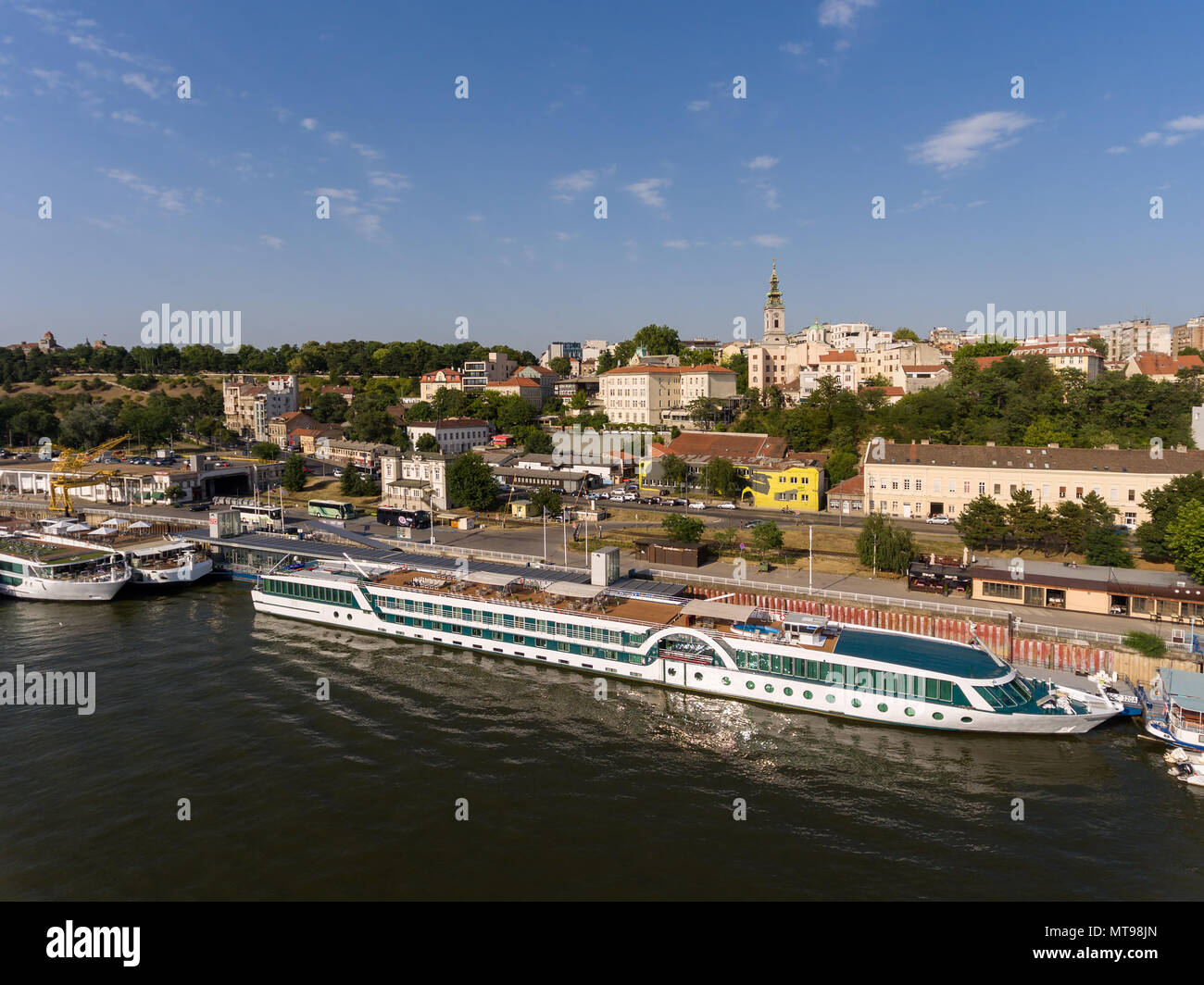 Belgrader Stadtbild von Sava Stockfoto