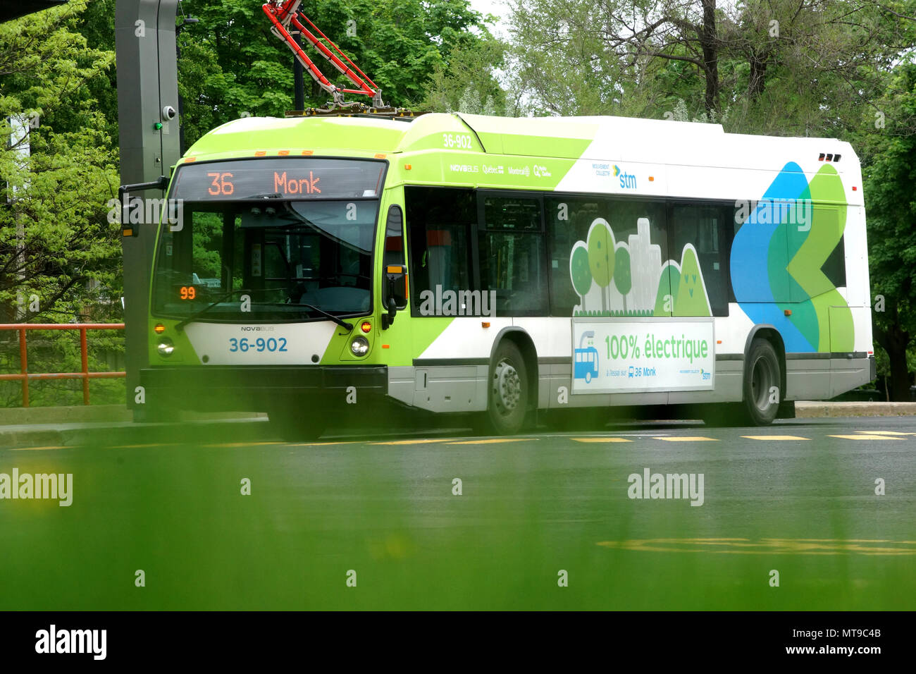 Montreal, Kanada, 27. Mai, 2018.100% Electric Bus an der Ladestation. Credit: Mario Beauregard/Alamy leben Nachrichten Stockfoto