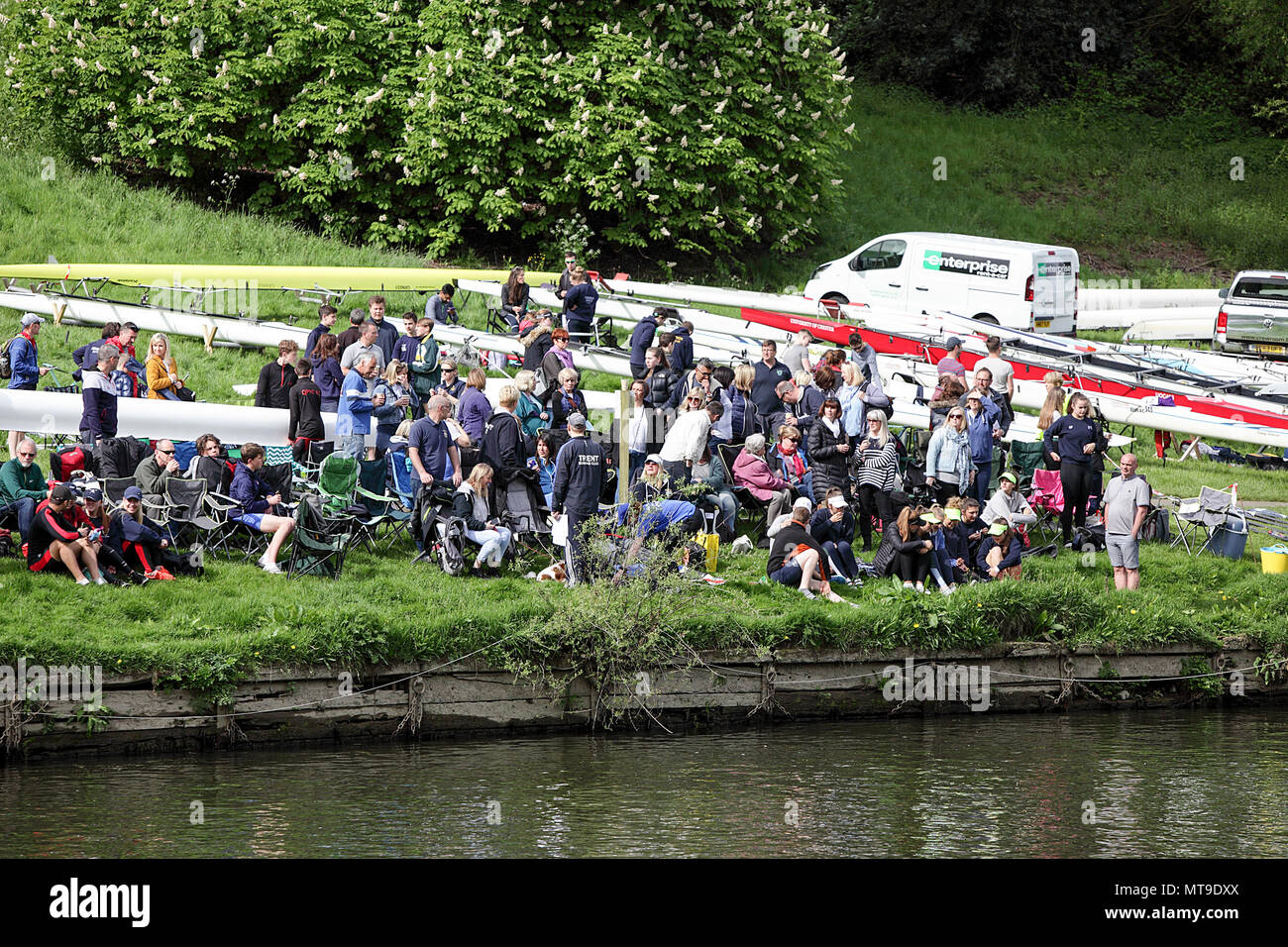 Die Shrewsbury Regatta im Mai 2018. Verschiedene Aspekte dieser jährlichen Veranstaltung, die von Boot Besatzungen, Boot Häuser und unabhängigen Schulen teilnehmen. Stockfoto