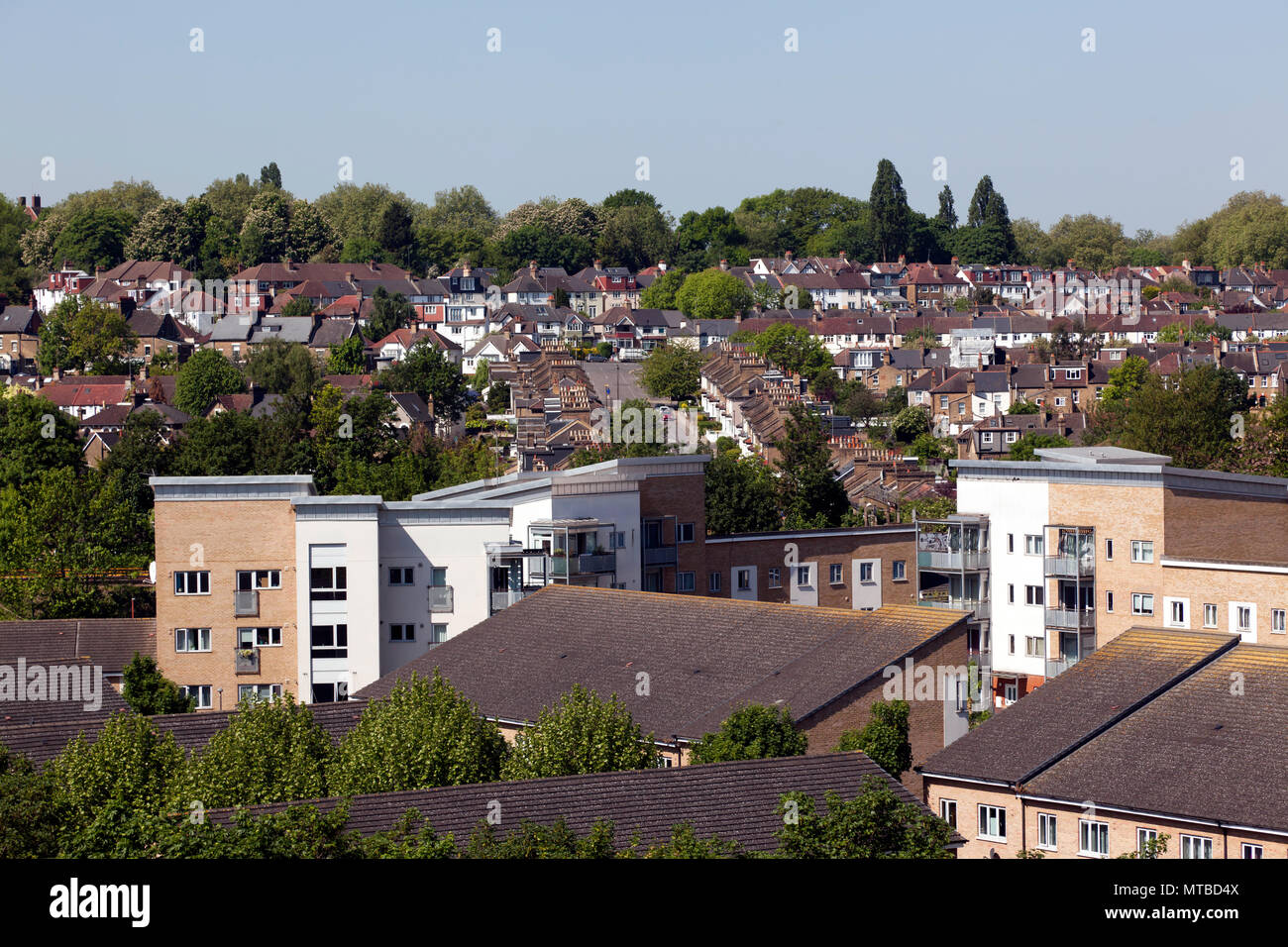 Luftaufnahme suchen Ellerdale Straße, Richtung hügeligen Feldern Park, an der Spitze des Hügels, Lewisham, London Stockfoto