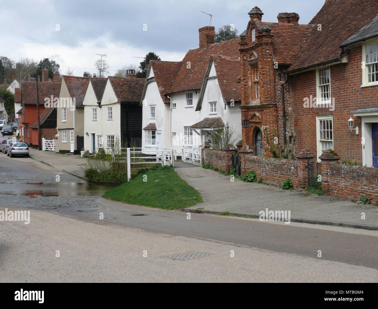 Ein Blick auf die High Street, Clare, Suffolk, England Stockfoto