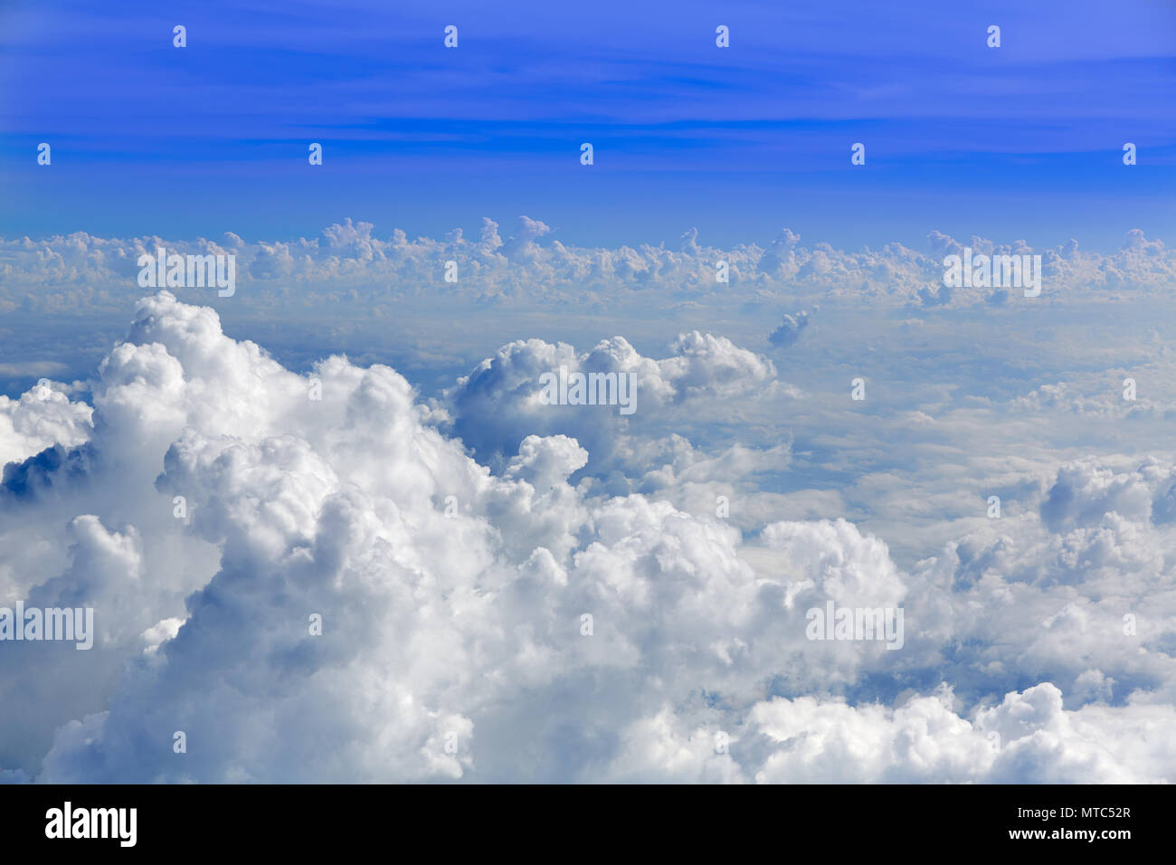 Cumulus Meer der Wolken Blick von luftbild Flugzeuge Sicht Stockfoto