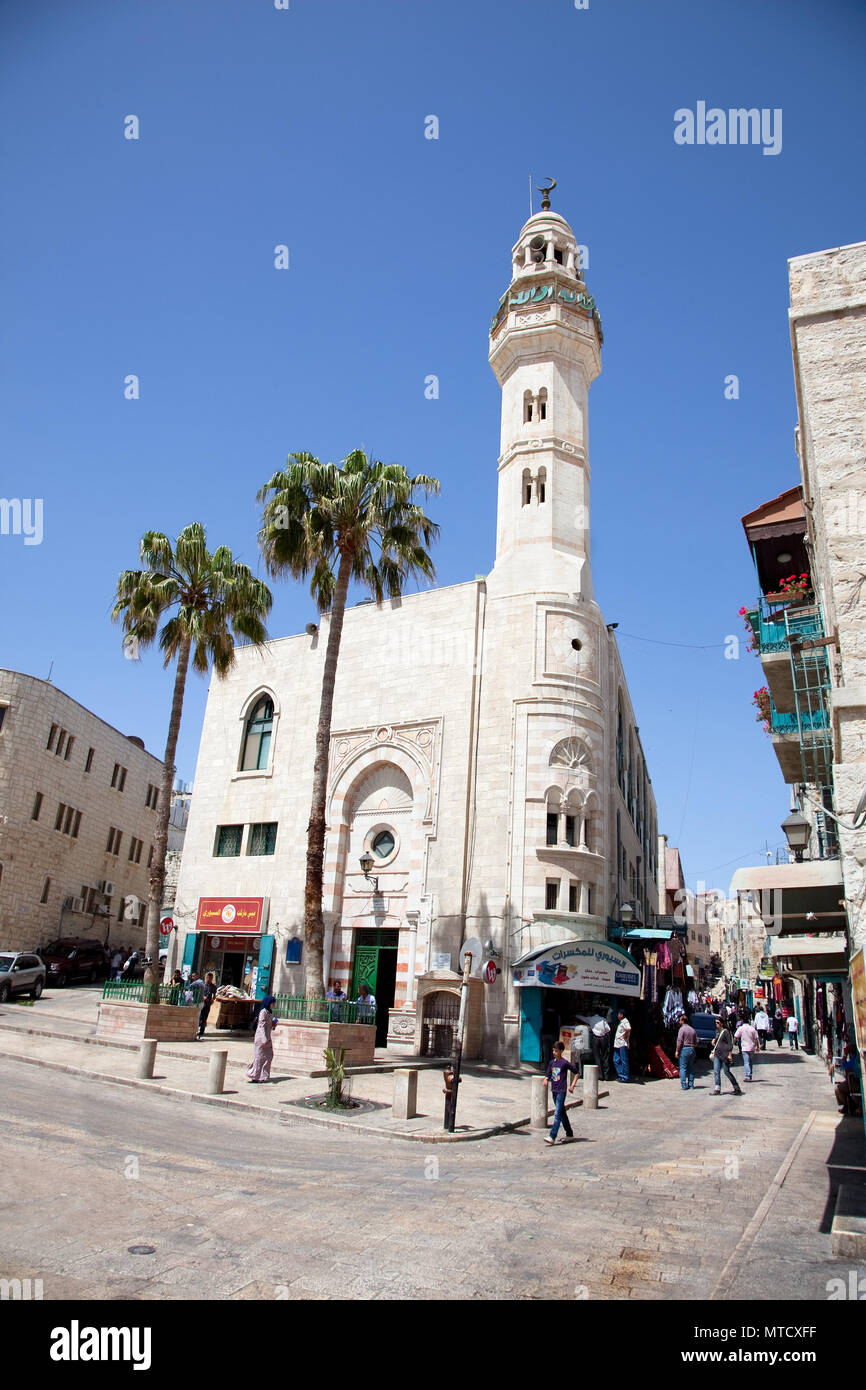 BETHLEHEM, Israel - 28. April: Die Moschee von Omar (Umar), im Jahre 1860 im arabischen Teil von Bethlehem gebaut - die Geburtsstätte des Jesus von Nazarethon am 28. April. 20. Stockfoto