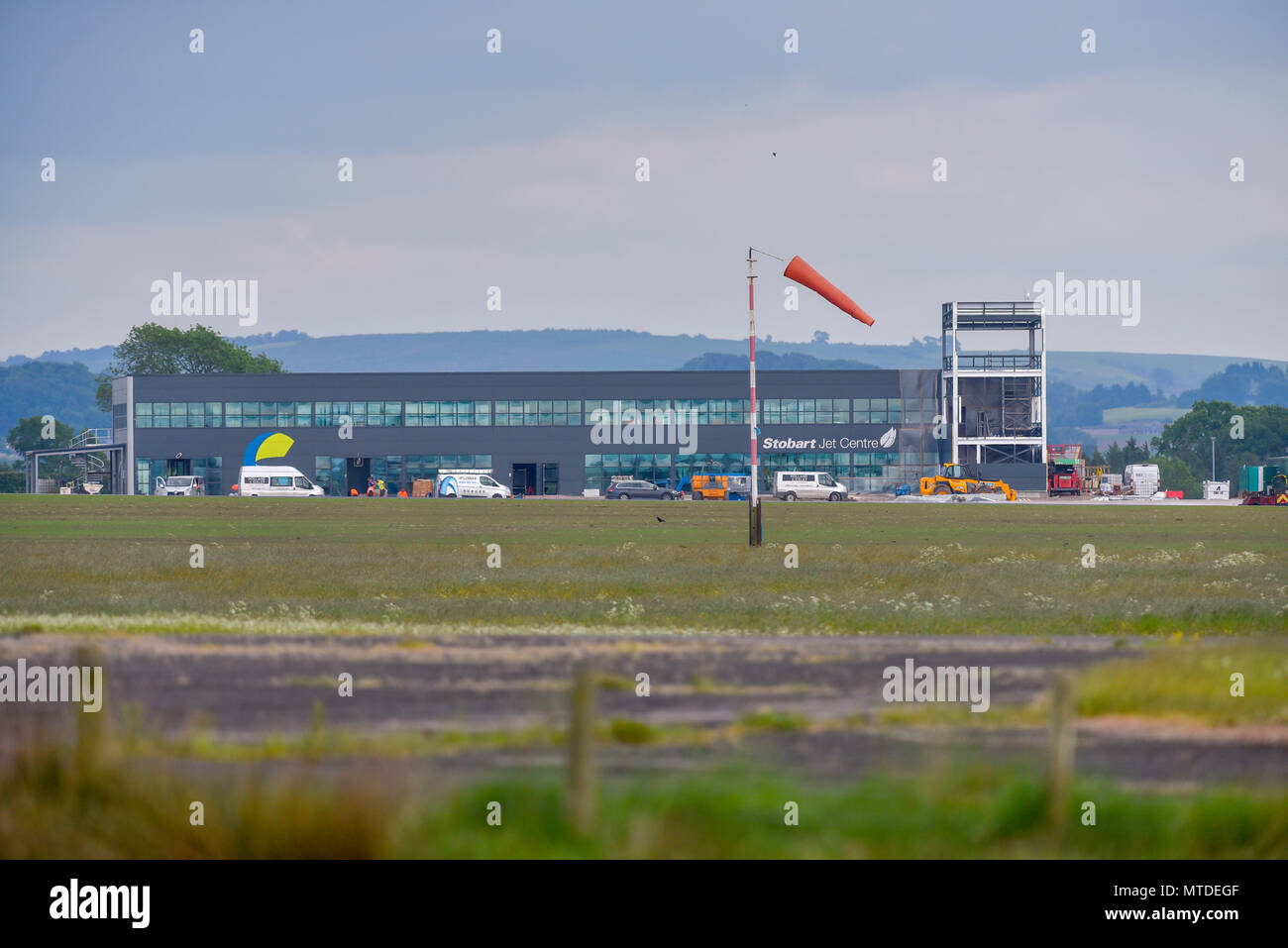 Carlisle, Großbritannien. 29. Mai 2018. Erste Flüge von Carlisle Lake District Flughafen verschoben. Die Arbeit geht weiter am neuen Flughafen Terminal Gebäude. Nur wenige Tage vor der Abreise des kommerziellen Flug vom Flughafen seit den 80er Jahren, die von der Schottischen airline Loganair bis September vertagt worden. Fotografie 20 Credit: STUART WALKER/Alamy leben Nachrichten Stockfoto