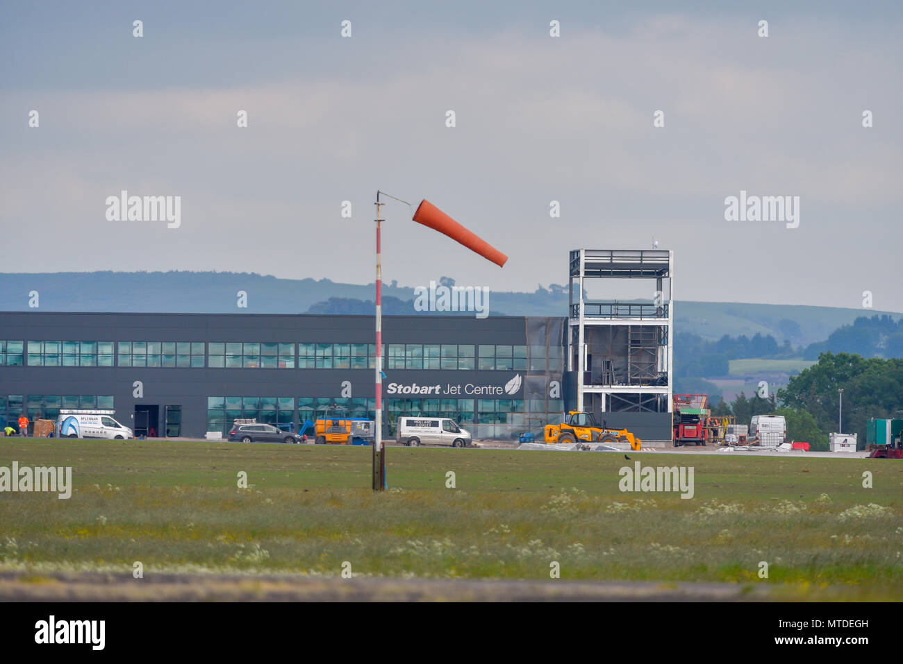 Carlisle, Großbritannien. 29. Mai 2018. Erste Flüge von Carlisle Lake District Flughafen verschoben. Die Arbeit geht weiter am neuen Flughafen Terminal Gebäude. Nur wenige Tage vor der Abreise des kommerziellen Flug vom Flughafen seit den 80er Jahren, die von der Schottischen airline Loganair bis September vertagt worden. Fotografie 20 Credit: STUART WALKER/Alamy leben Nachrichten Stockfoto