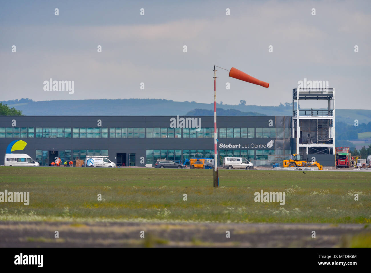 Carlisle, Großbritannien. 29. Mai 2018. Erste Flüge von Carlisle Lake District Flughafen verschoben. Die Arbeit geht weiter am neuen Flughafen Terminal Gebäude. Nur wenige Tage vor der Abreise des kommerziellen Flug vom Flughafen seit den 80er Jahren, die von der Schottischen airline Loganair bis September vertagt worden. Fotografie 20 Credit: STUART WALKER/Alamy leben Nachrichten Stockfoto