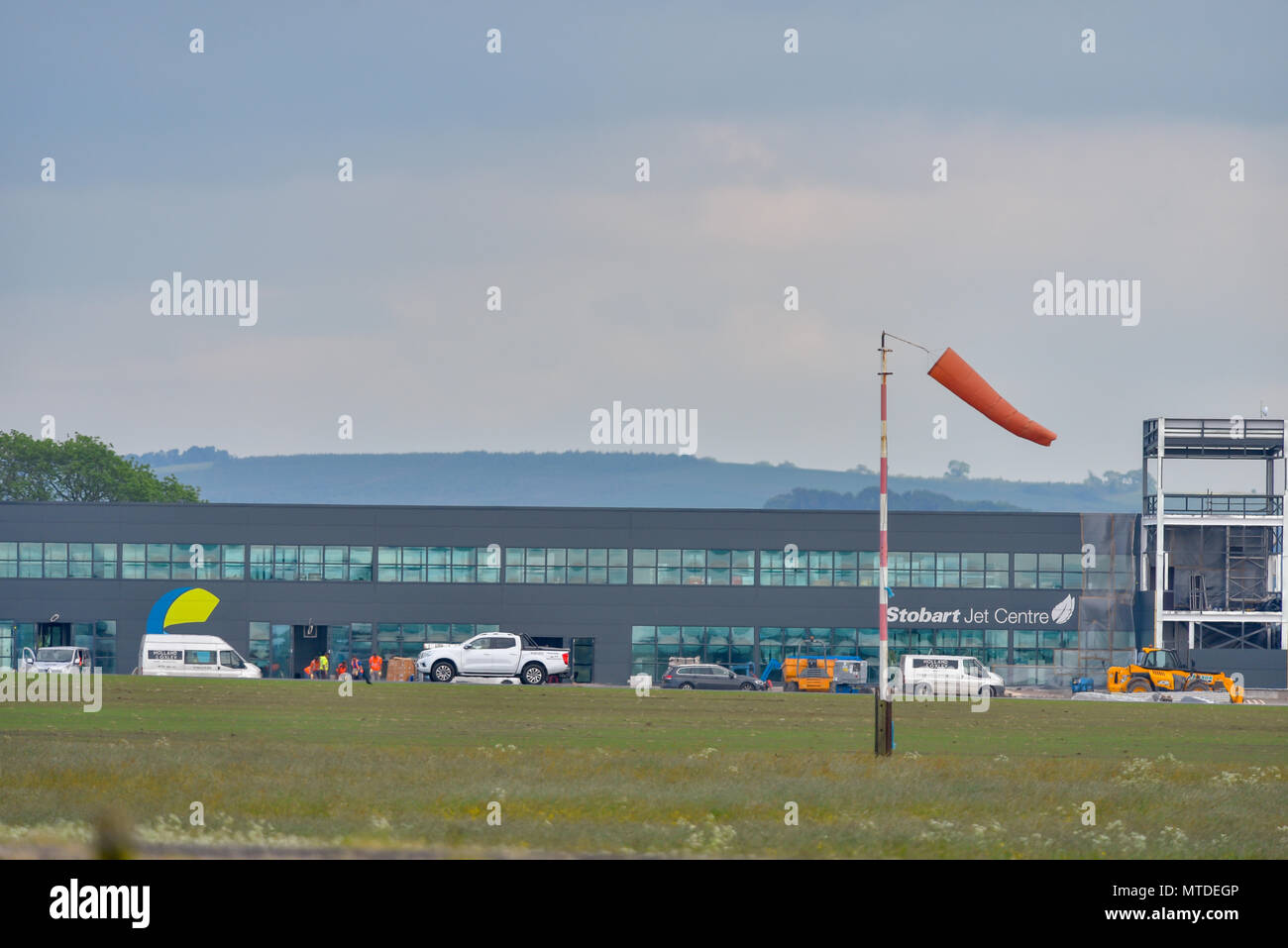 Carlisle, Großbritannien. 29. Mai 2018. Erste Flüge von Carlisle Lake District Flughafen verschoben. Die Arbeit geht weiter am neuen Flughafen Terminal Gebäude. Nur wenige Tage vor der Abreise des kommerziellen Flug vom Flughafen seit den 80er Jahren, die von der Schottischen airline Loganair bis September vertagt worden. Fotografie 20 Credit: STUART WALKER/Alamy leben Nachrichten Stockfoto
