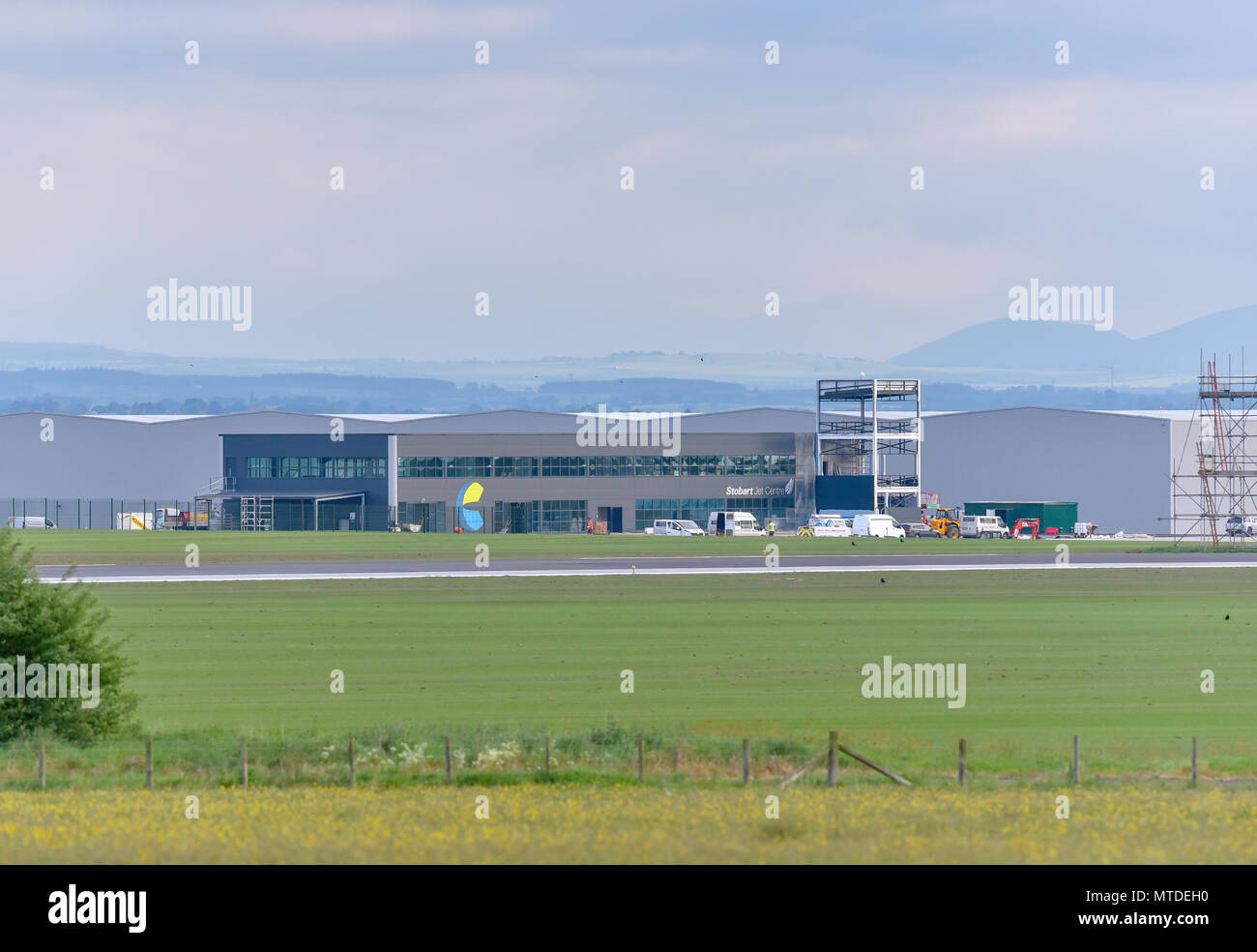 Carlisle, Großbritannien. 29. Mai 2018. Erste Flüge von Carlisle Lake District Flughafen verschoben. Die Arbeit geht weiter am neuen Flughafen Terminal Gebäude. Nur wenige Tage vor der Abreise des kommerziellen Flug vom Flughafen seit den 80er Jahren, die von der Schottischen airline Loganair bis September vertagt worden. Fotografie 20 Credit: STUART WALKER/Alamy leben Nachrichten Stockfoto
