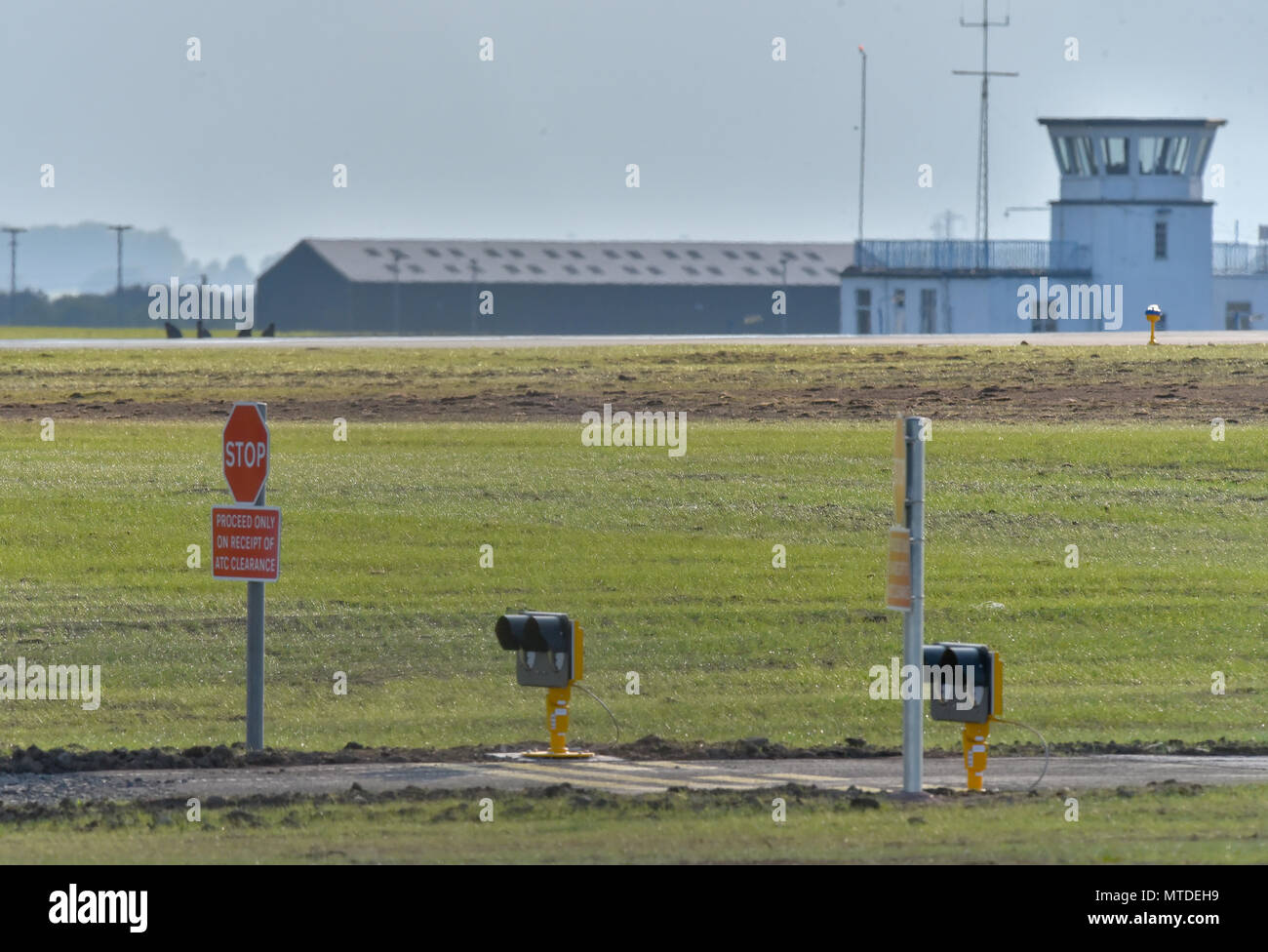 Carlisle, Großbritannien. 29. Mai 2018. Erste Flüge von Carlisle Lake District Flughafen verschoben. Die Arbeit geht weiter am neuen Flughafen Terminal Gebäude. Nur wenige Tage vor der Abreise des kommerziellen Flug vom Flughafen seit den 80er Jahren, die von der Schottischen airline Loganair bis September vertagt worden. Fotografie 20 Credit: STUART WALKER/Alamy leben Nachrichten Stockfoto