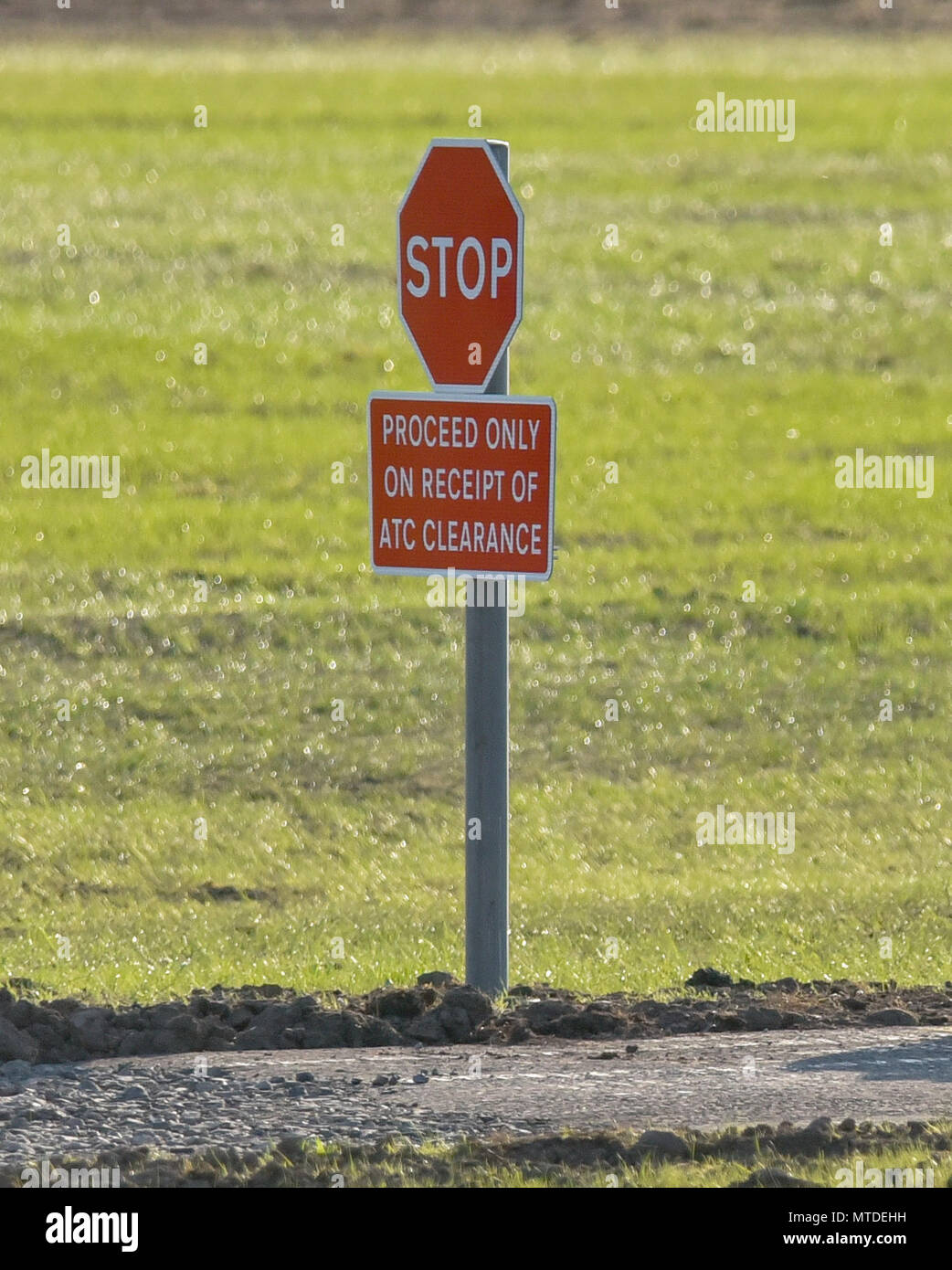 Carlisle, Großbritannien. 29. Mai 2018. Erste Flüge von Carlisle Lake District Flughafen verschoben. Die Arbeit geht weiter am neuen Flughafen Terminal Gebäude. Nur wenige Tage vor der Abreise des kommerziellen Flug vom Flughafen seit den 80er Jahren, die von der Schottischen airline Loganair bis September vertagt worden. Fotografie 20 Credit: STUART WALKER/Alamy leben Nachrichten Stockfoto