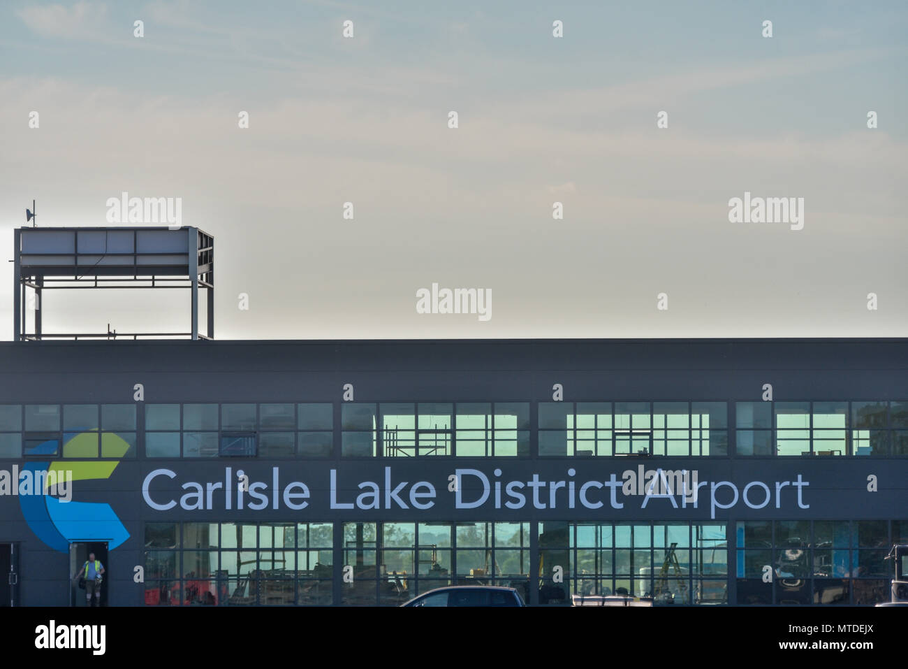 Carlisle, Großbritannien. 29. Mai 2018. Erste Flüge von Carlisle Lake District Flughafen verschoben. Die Arbeit geht weiter am neuen Flughafen Terminal Gebäude. Nur wenige Tage vor der Abreise des kommerziellen Flug vom Flughafen seit den 80er Jahren, die von der Schottischen airline Loganair bis September vertagt worden. Fotografie 20 Credit: STUART WALKER/Alamy leben Nachrichten Stockfoto