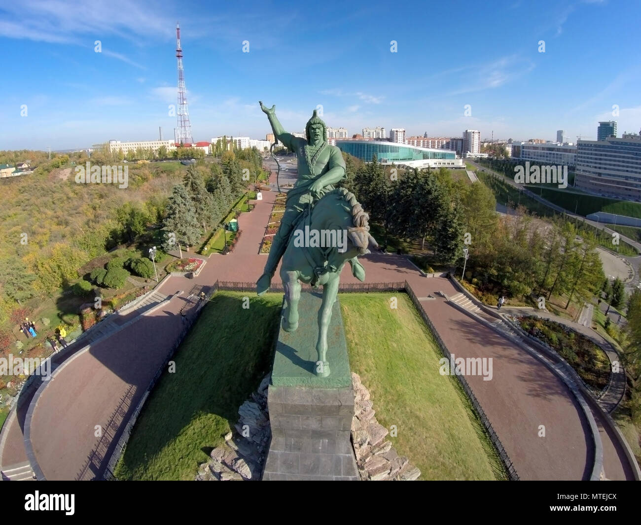 Luftaufnahme auf Salavat Yulaev Denkmal in Ufa Stockfoto