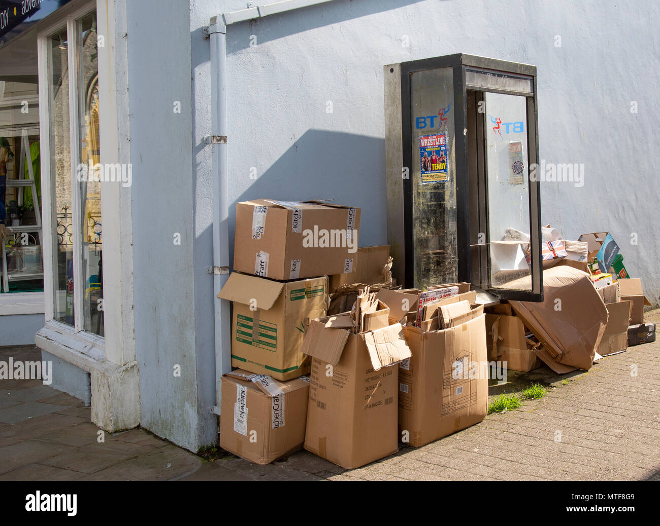 Bilder Von Haus Und Gewerbemull Aus Kunststoff Verpackung Karton