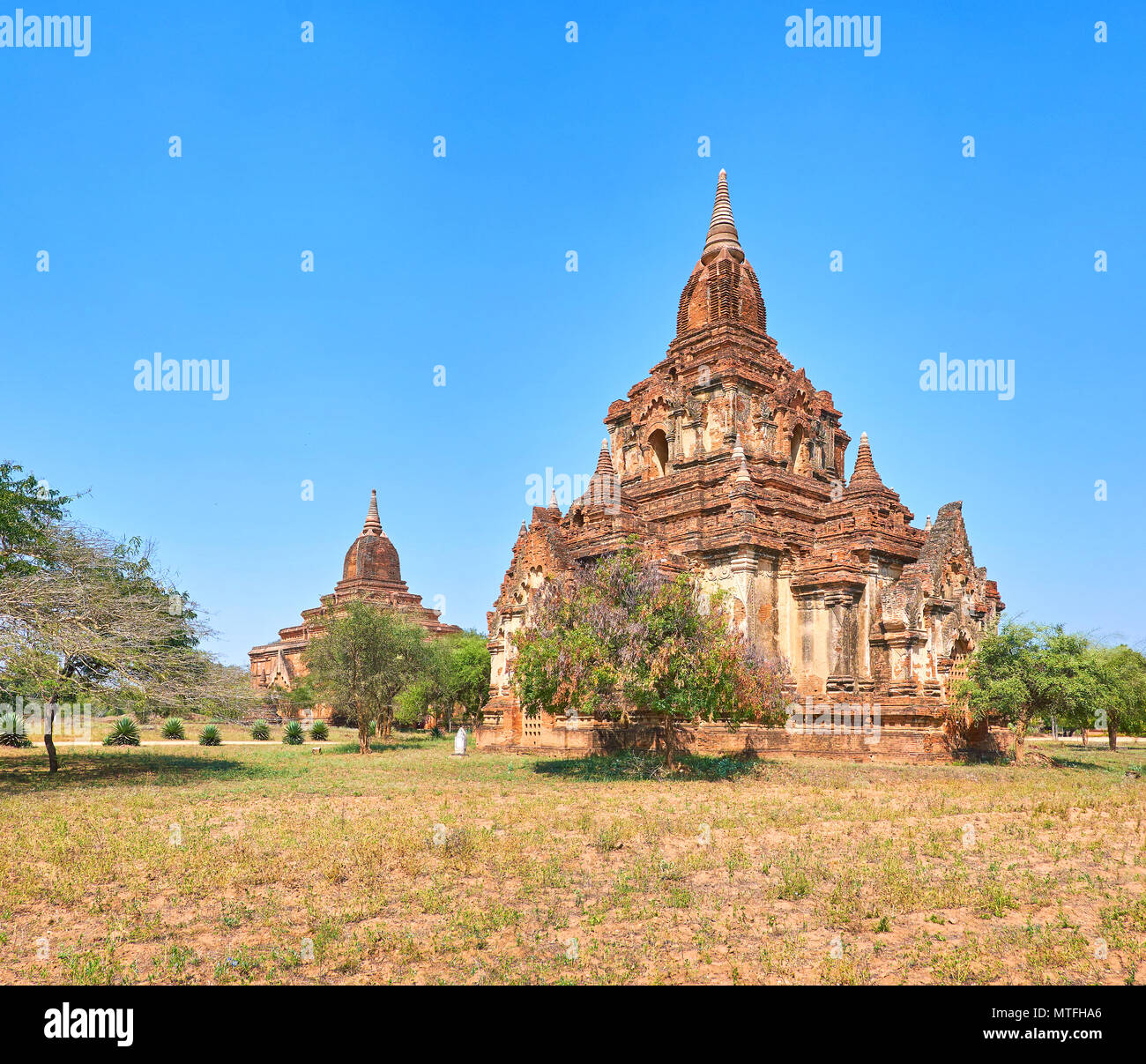 Bagan ist die wichtigste touristische Destination in Myanmar und die reichste archäologische Stätte des Landes. Stockfoto