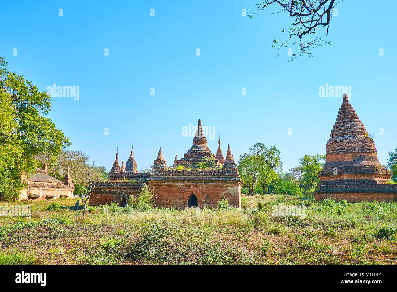 Wandern unter den Tempel in Bagan ist der beste Weg, alte Burmesische Architektur zu genießen, Myanmar Stockfoto