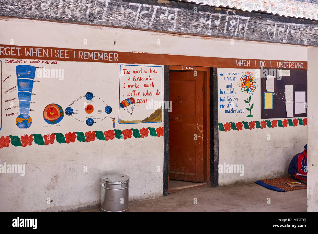 Hanoo-Yogma Dorf und Schule Ladakh Stockfoto