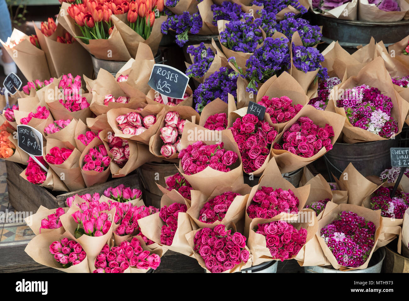 Blumensträuße für Verkauf bei einer australischen Markt in Sydney, Australien Stockfoto