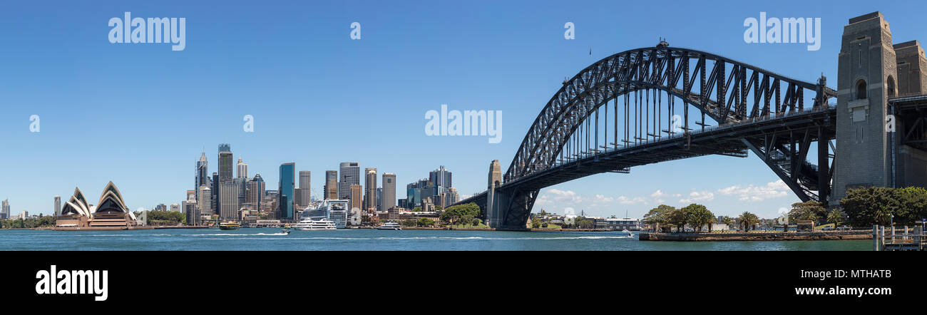 Panoramablick auf die Skyline und den Hafen von Sydney, Sydney, New South Wales, Australien Stockfoto