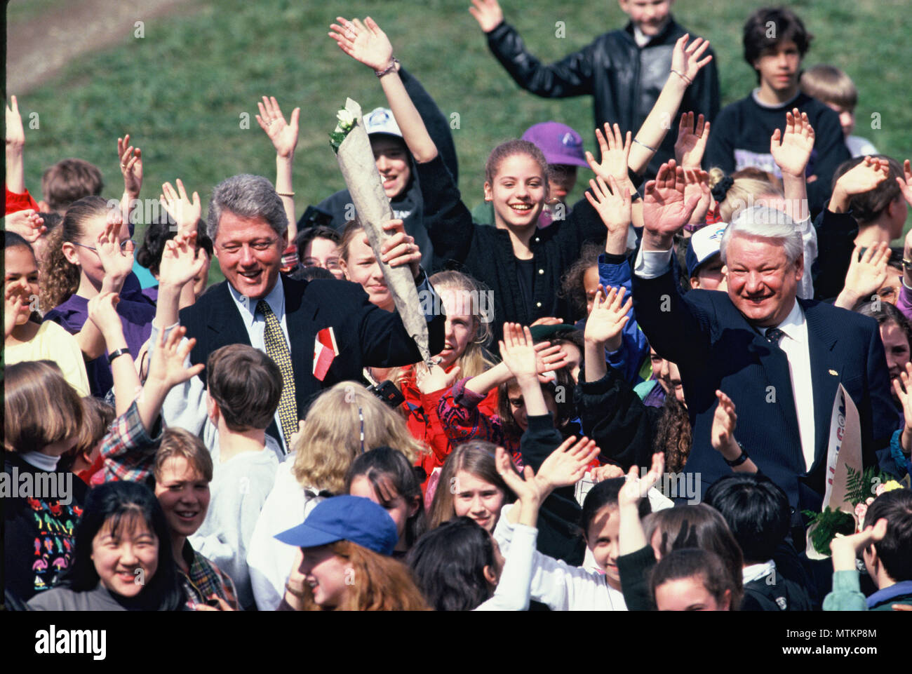 Vancouver Candad 1993/03/04 Präsident William Clinton und Jelzin Welle auf einem Gipfel. Foto von Dennis Brack Stockfoto
