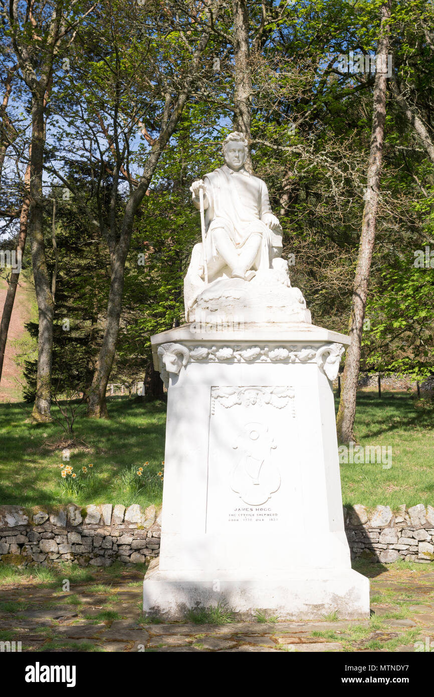 Die James Hogg Monument, Memorial Skulptur Der ettrick Hirte, Tibbie Shiels, Dumfries und Galloway, Schottland, Großbritannien Stockfoto