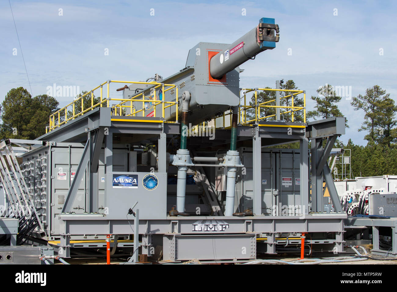 Electromagnetic launcher -Fotos und -Bildmaterial in hoher Auflösung ...