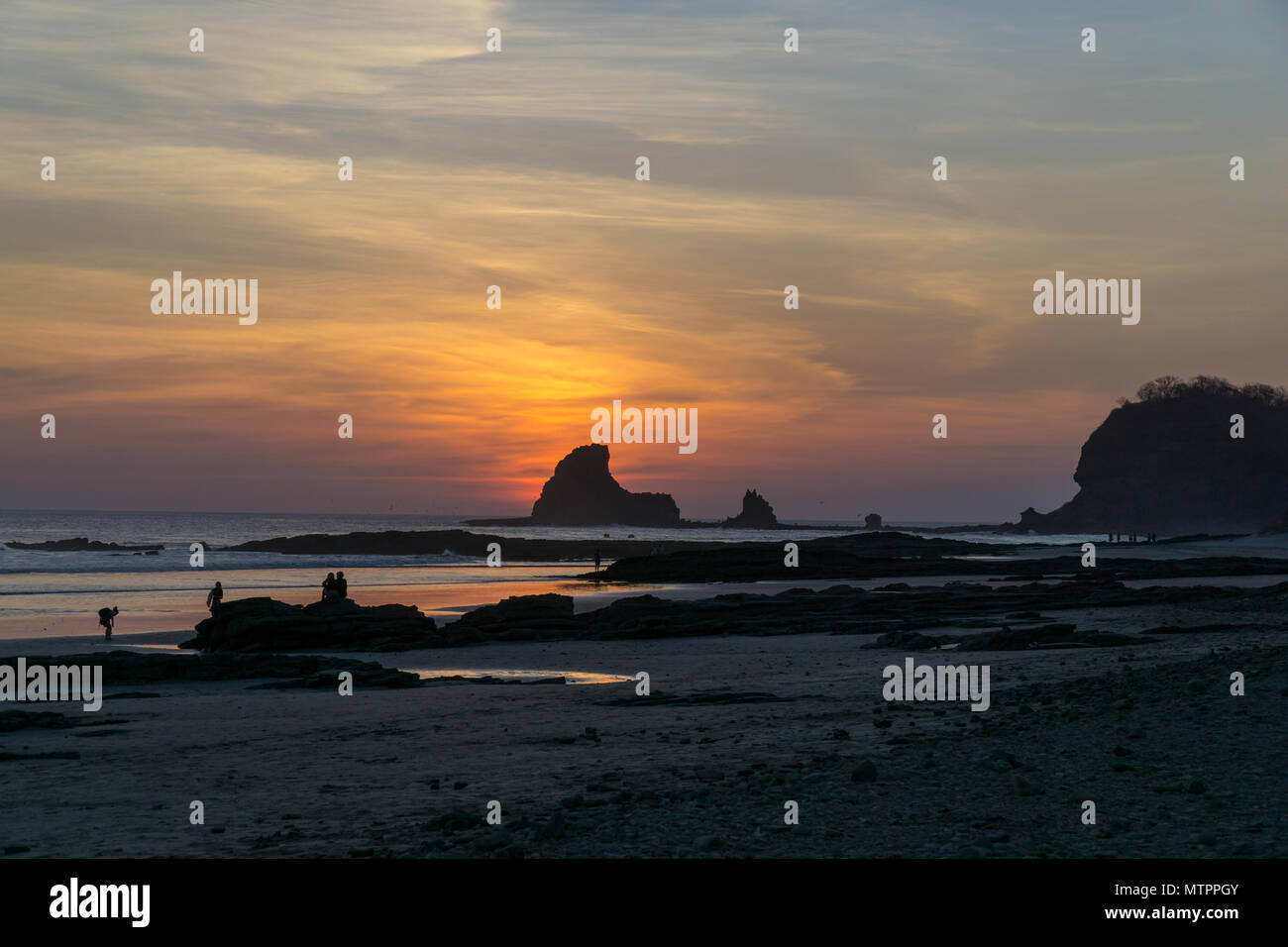 Sonnenuntergang am Strand von San Juan del Sur, Nicaragua. Stockfoto