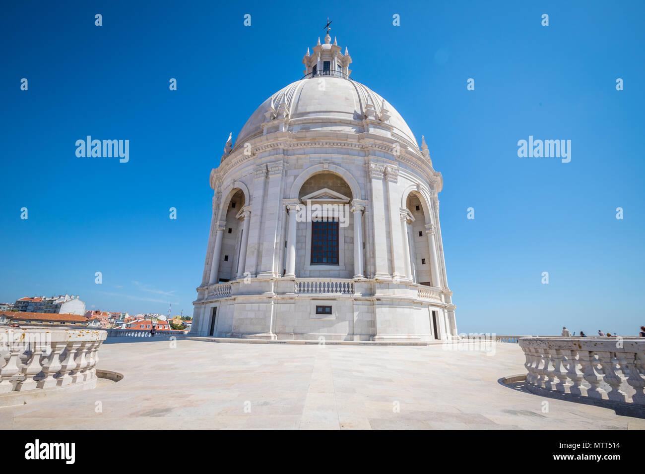 Schöne Sicht auf Lissabon Pantheon Kuppel Stockfoto