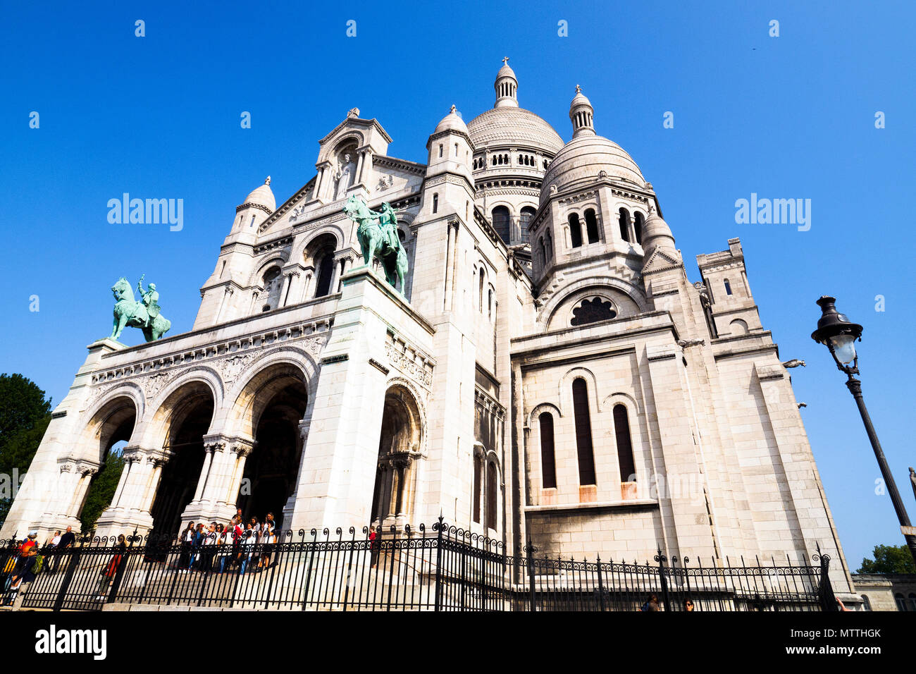 Basilika von Sacré-Coeur in Montmartre - Paris, Frankreich Stockfoto
