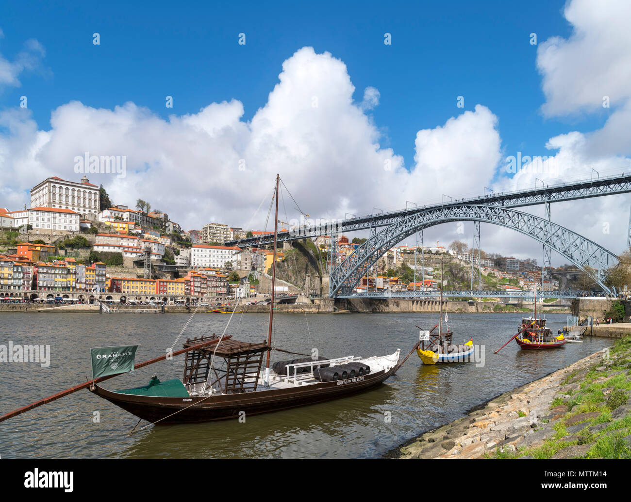 Fluss Douro und Dom Luis I Brücke (Ponte Dom Luis I) von Vila Nova de Gaia, Porto, Portugal Stockfoto
