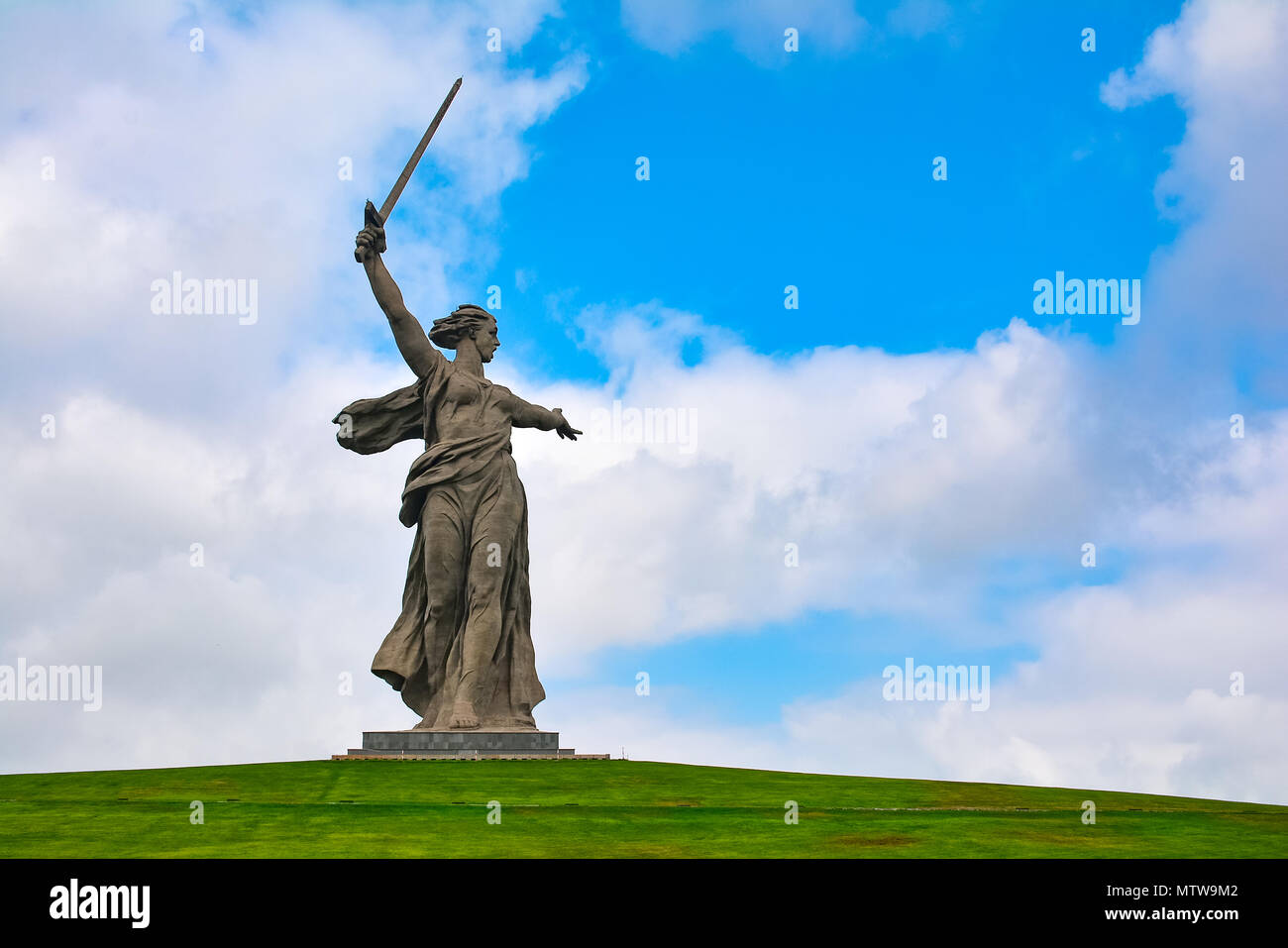 Statue 'Motherland' auf Mamayev Kurgan, Wolgograd, Russland Stockfoto