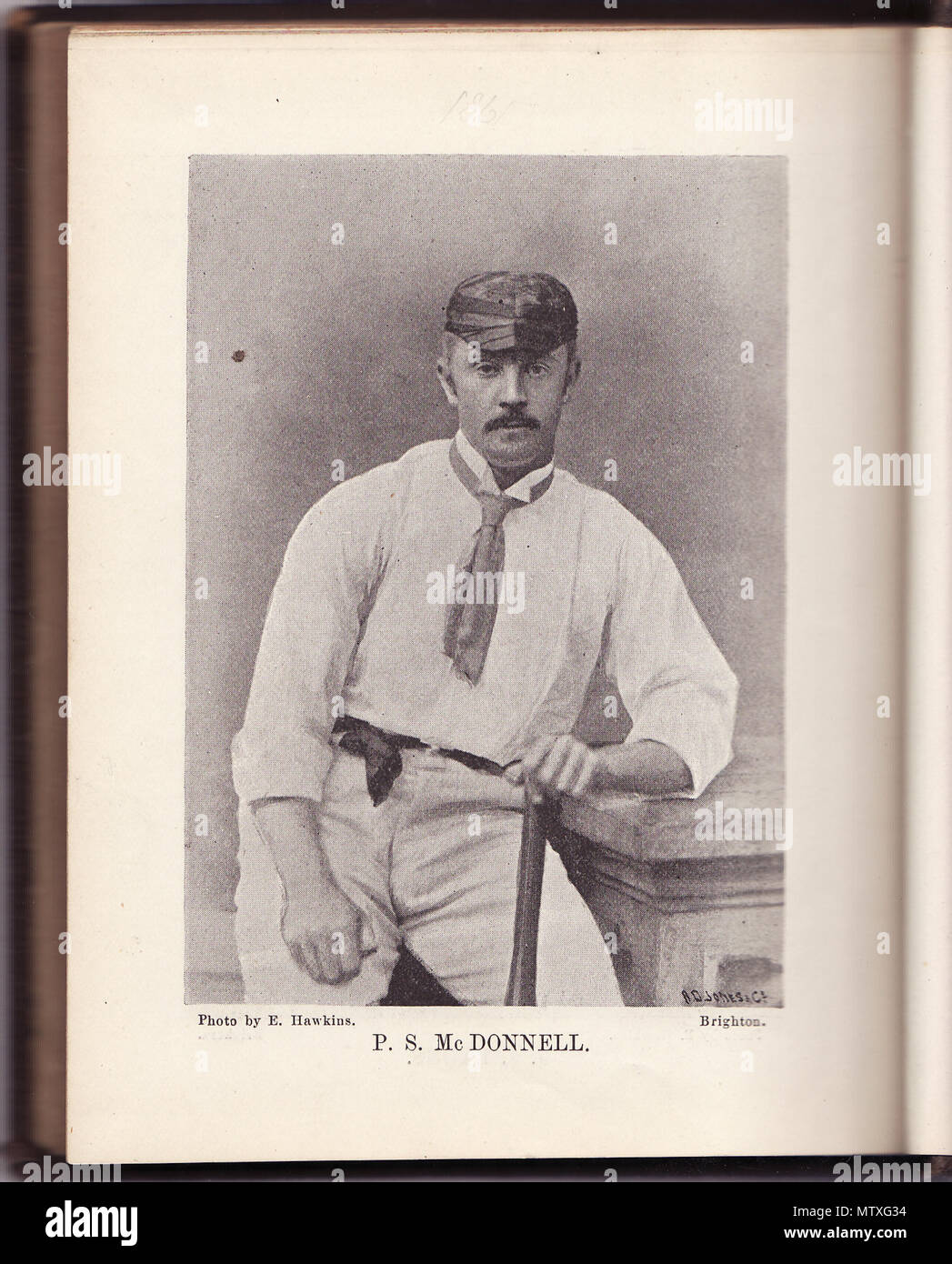 . Englisch: Scan des Fotos von cricketer Percy McDonnell (1858-1896), die zu Uploader. August 2008. Northmetpit 504 PS McDonnell Stockfoto