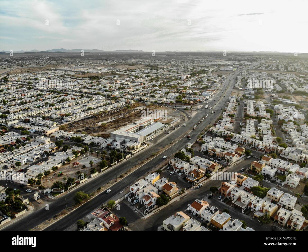 Vista aérea de la colonia la Verbene, Eisenkraut, Poniente de Hermosillo. Camino del Seri. Paseo San Angel. Casas, Häuser, fraccionamiento, colonias, tr Stockfoto