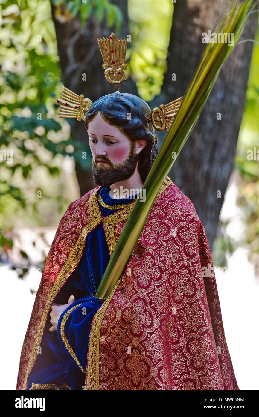 Eine Statue von Jesus ist in der PALMSONNTAGSPROZESSION vom Parque Juarez zum Jardin - San Miguel de Allende, Mexiko Stockfoto