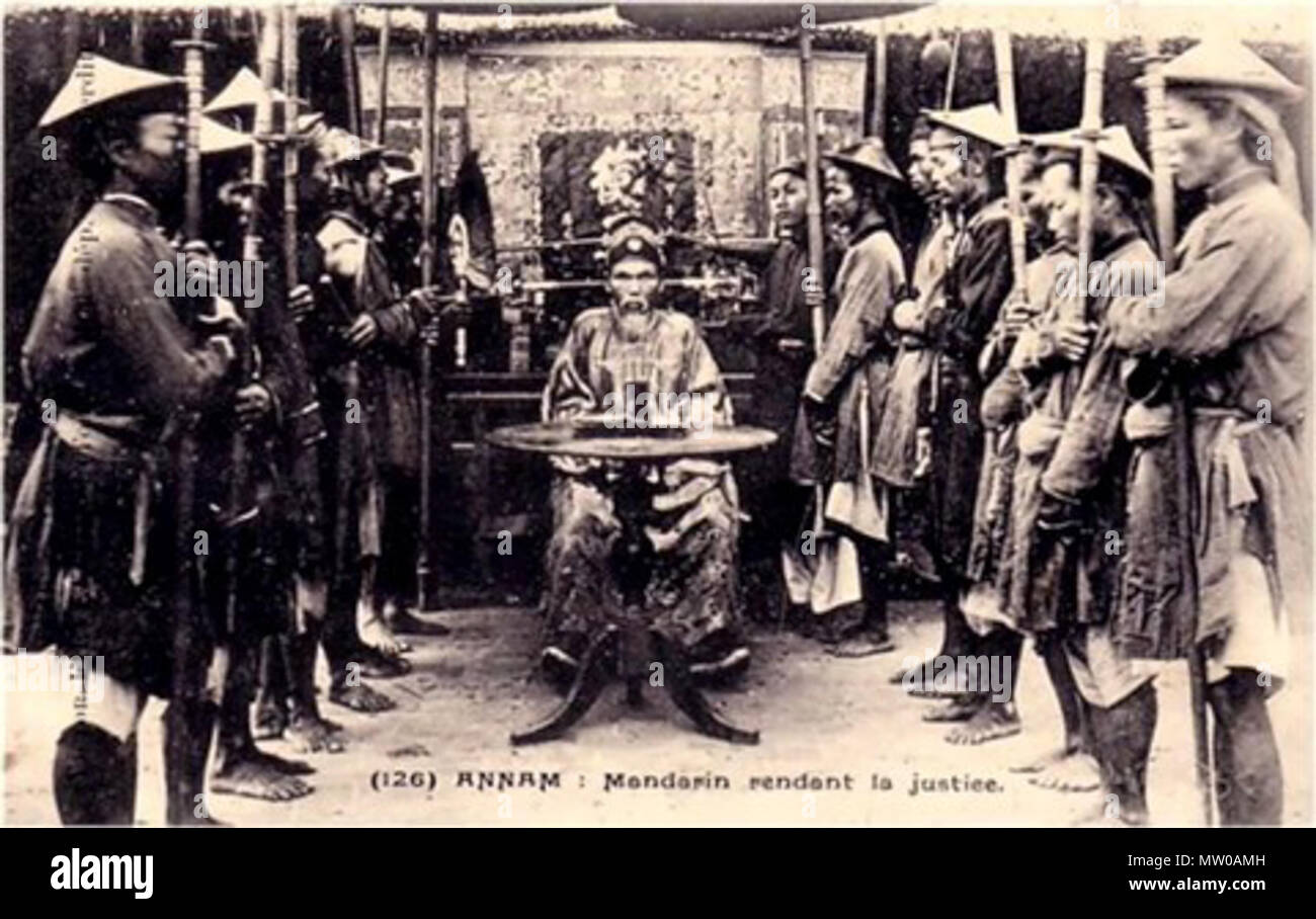 . Tiếng Việt: Một thời nhà vị Quan Nguyen. 19. Unbekannt 507 Quan thoi Nguyen mau gowc Stockfoto