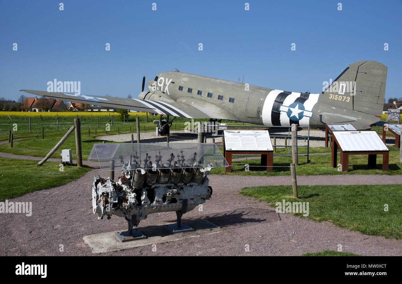 Die S.N.A.F.U Besondere, Douglas C-47, 43-10573, D-Day, Deutsche Merville Batterie, WW II, Calvados, Basse-Normandie, Frankreich, Europa Stockfoto