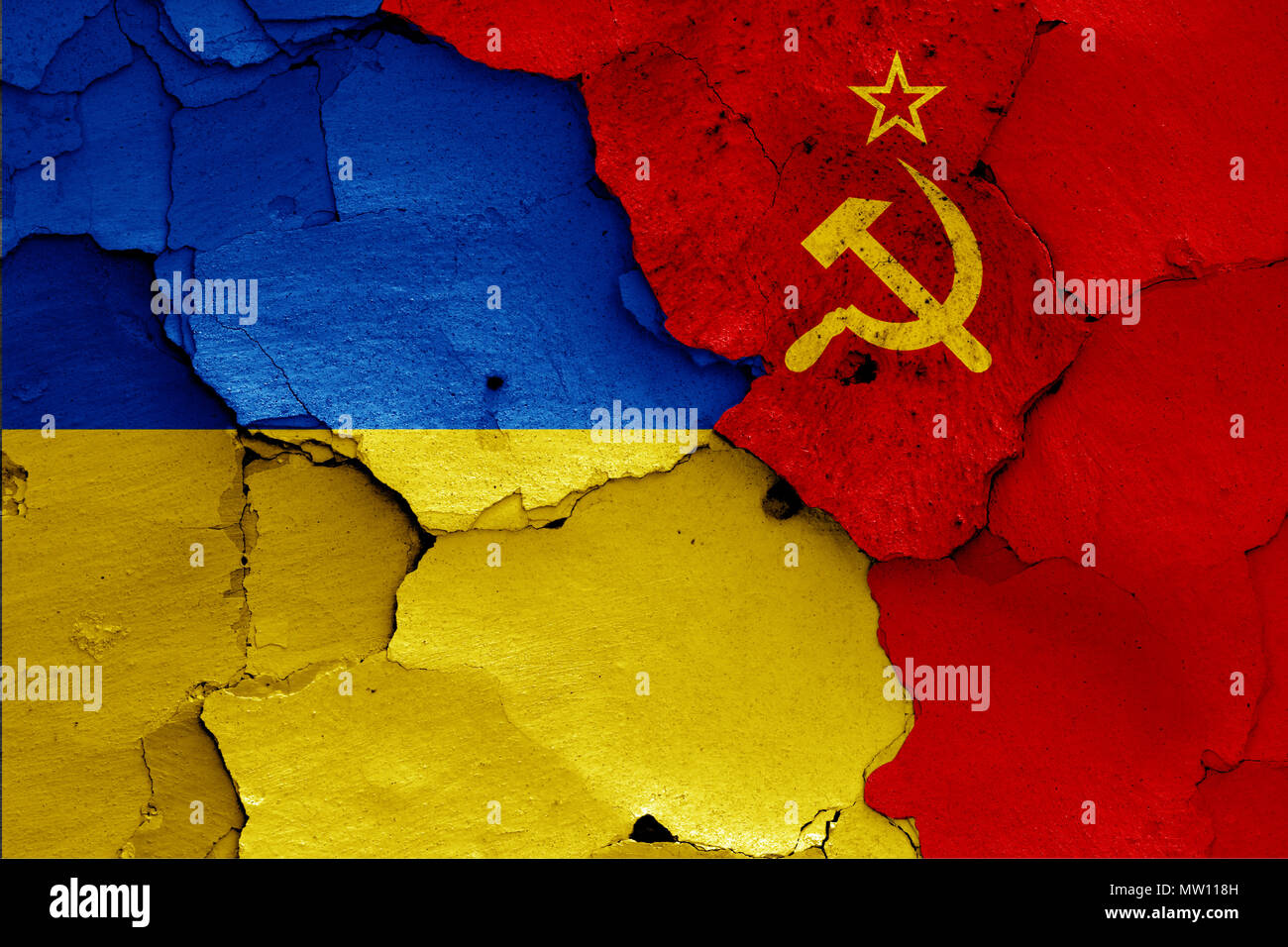 Flaggen der Ukraine und der Sowjetunion Stockfoto