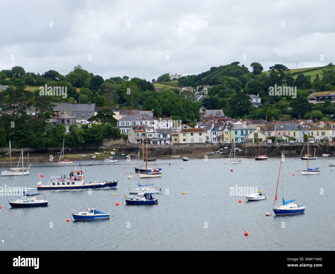 Spülen von Falmouth über den Fluss Fal Stockfoto