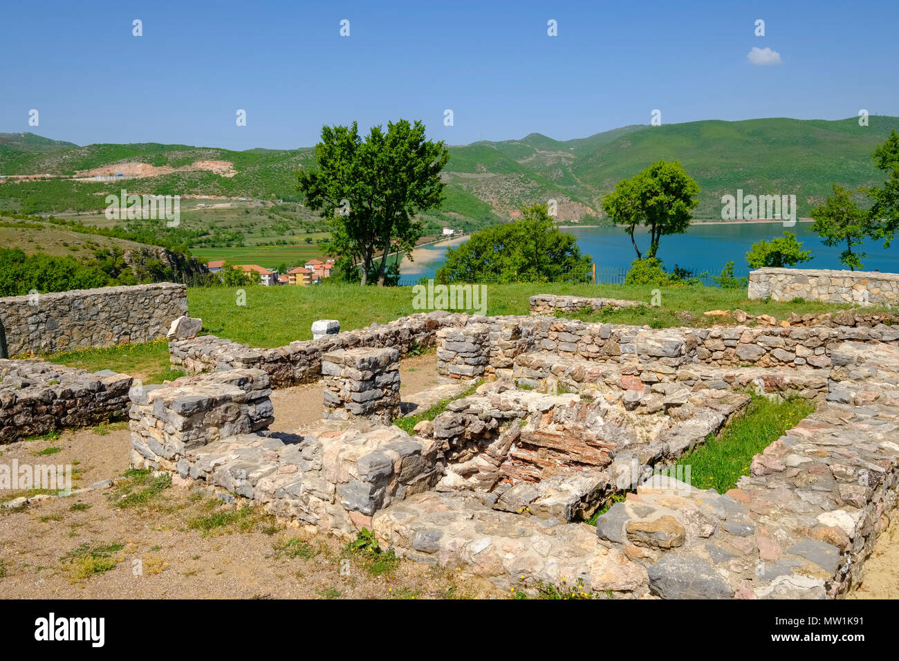 Ruinen der Basilika von Lin am Ohrid-See, Korca region, Albanien Stockfoto